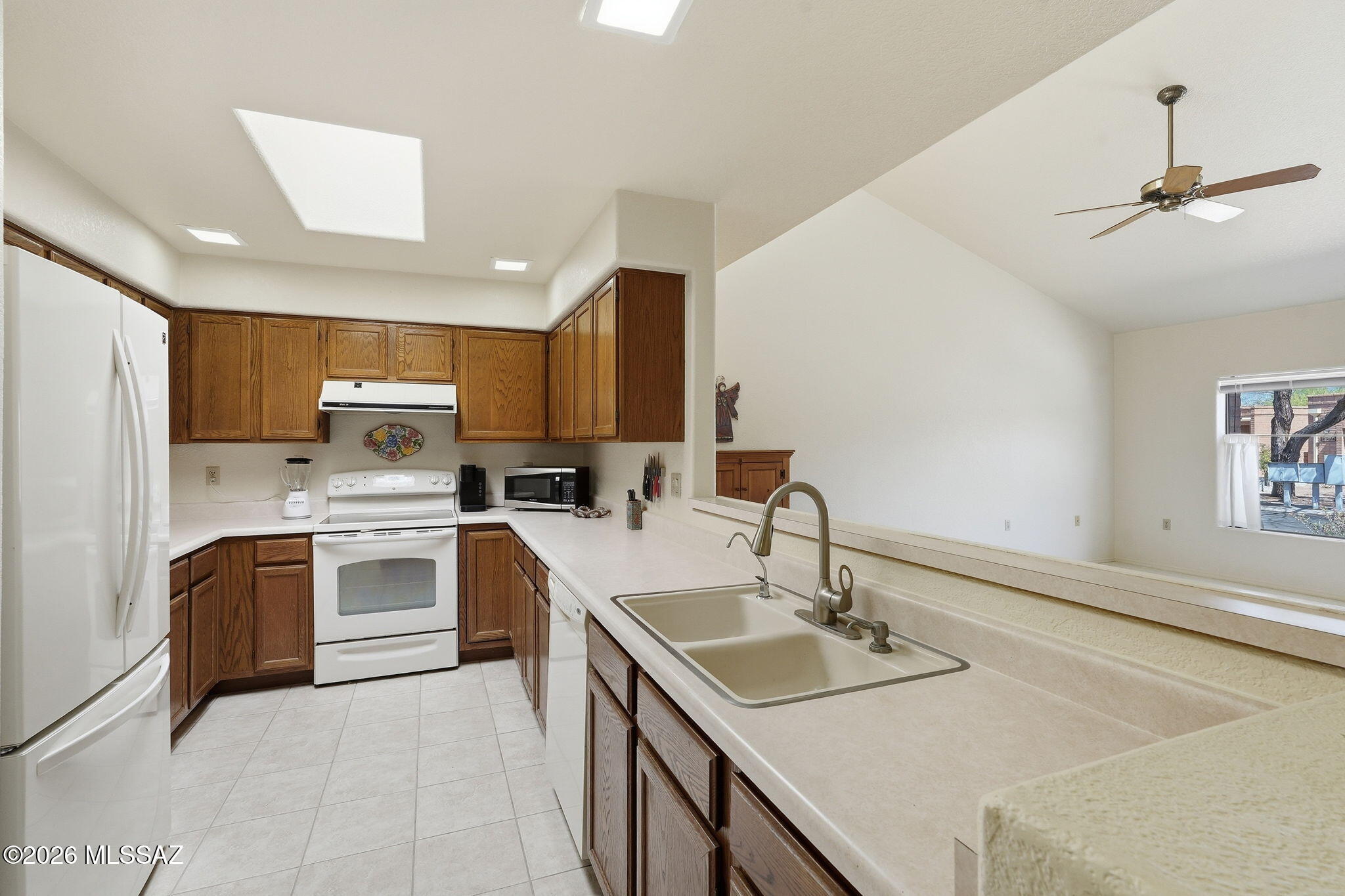 La Cholla Hills(1-313) - Residential