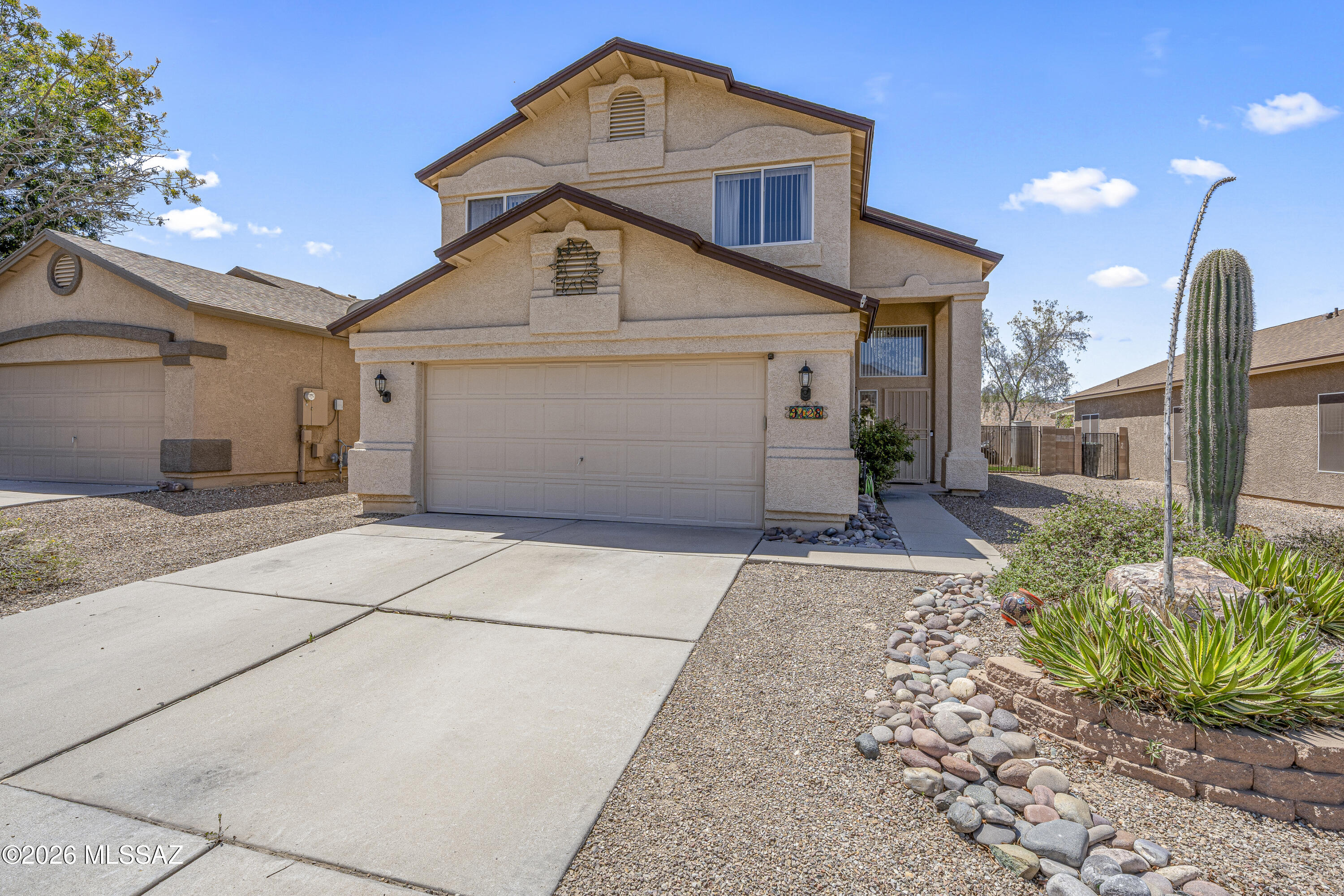 Wonderful two story home in the highly desirable Rita Ranch Community! Award winning school district!  Owners have loved this home and it shows with pride of ownership! HVAC installed in 2024.  Open floor plan with multiple living spaces.  Beautifully updated kitchen with granite counters and updated cabinets.  Four bedrooms plus a loft area!  Nice sized covered patio with a sparkling pool, paved sitting area and a grass area! Double wide gate off to the side.
Several updates within the last few years include: Garage door motor, Pool Pump, Toilets, Carpet in home, interior paint.  Come see this wonderful home today and enjoy the pool for the hot Tucson summer days!