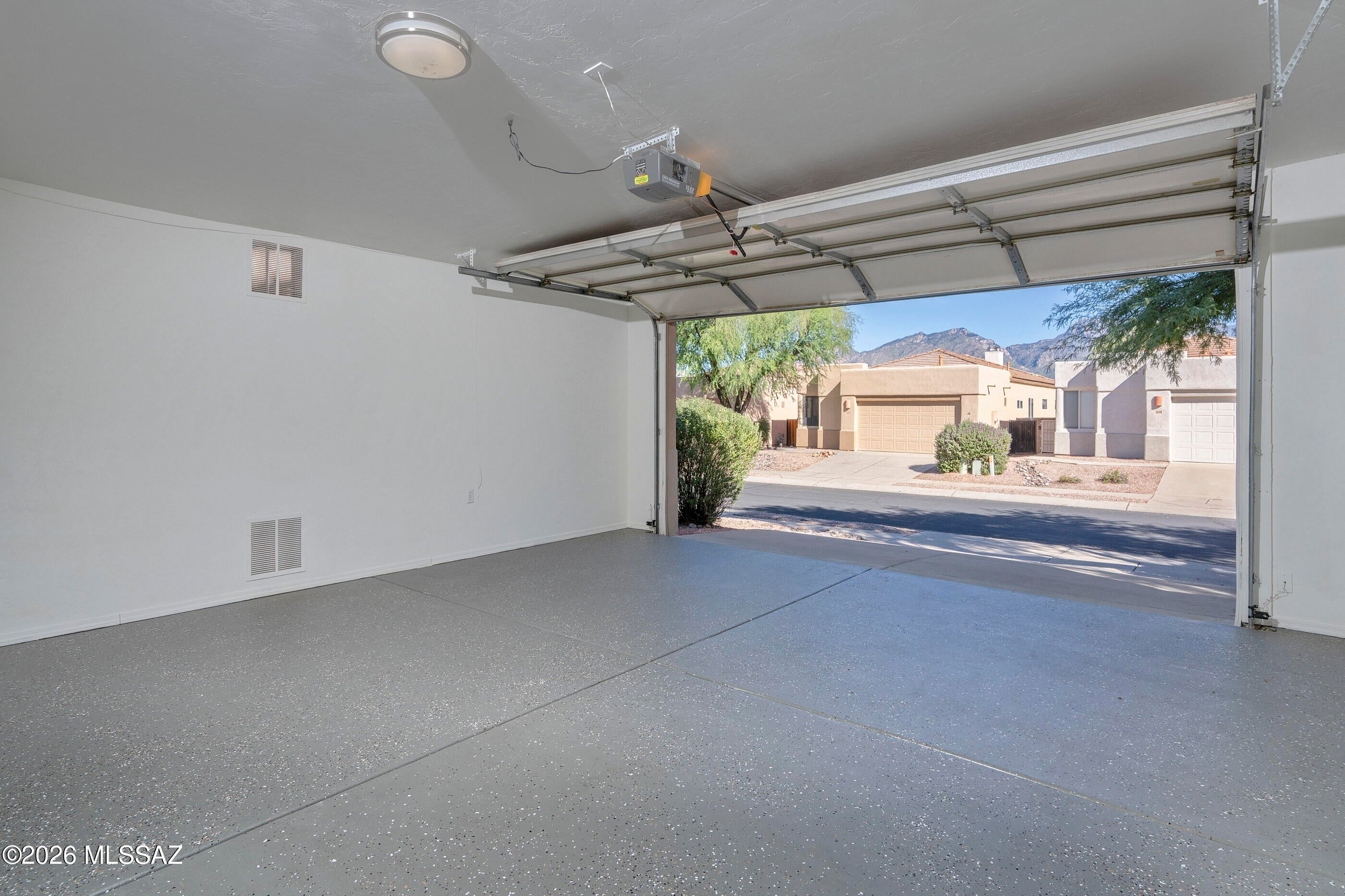 Rancho Esperero (1-343) - Residential