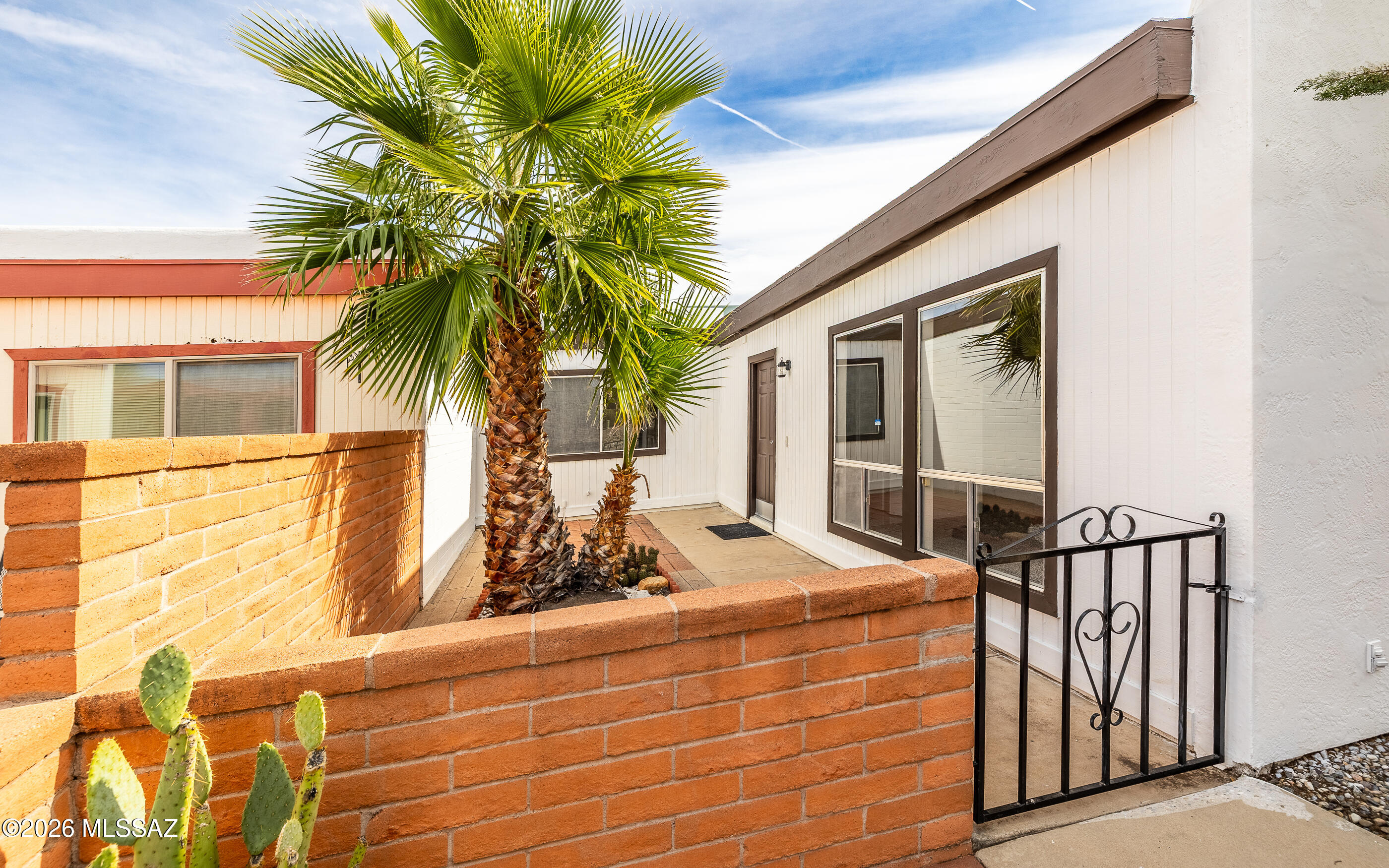 Green Valley Townhouses NO.7 - Residential