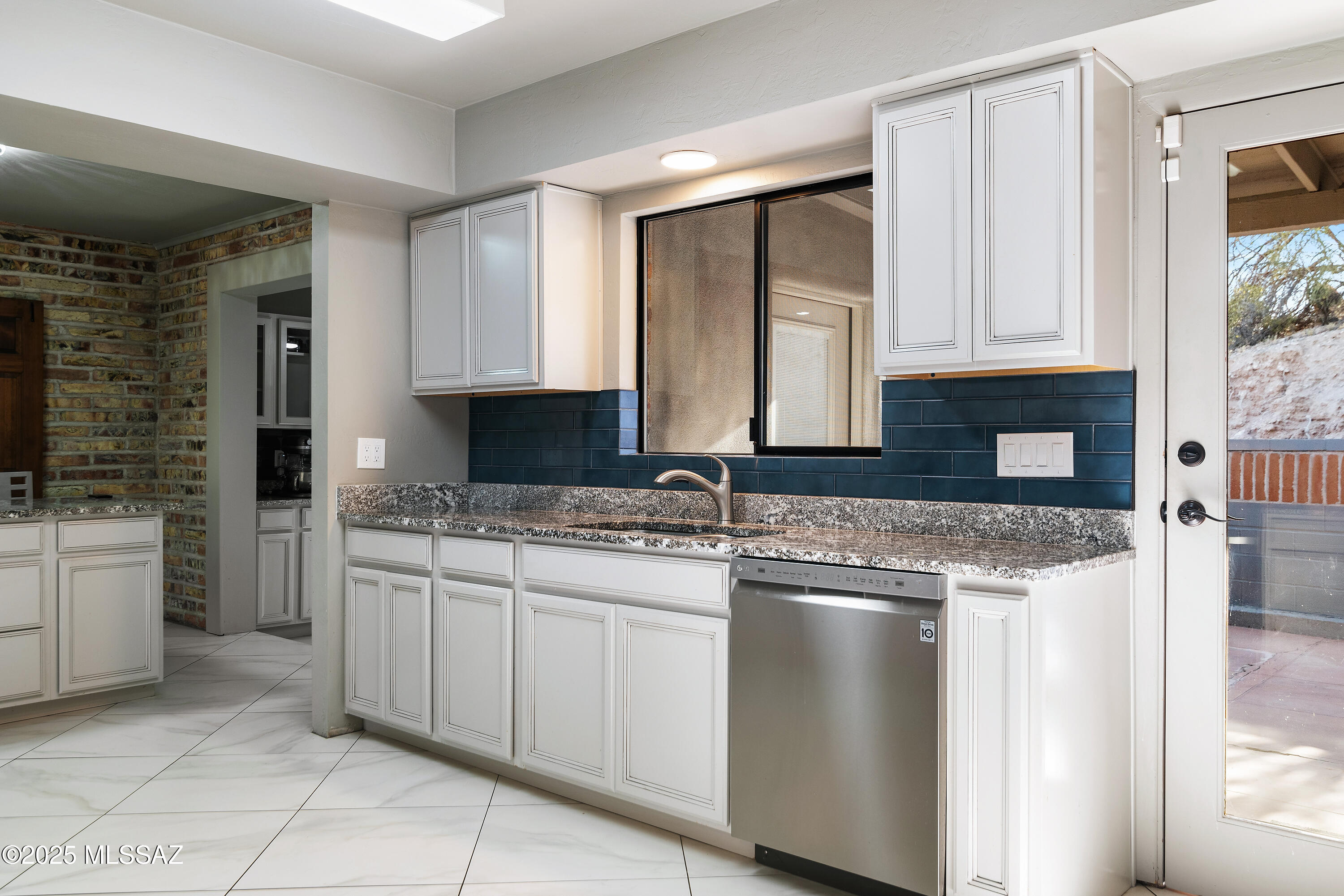 Unsubdivided - Residential Lease