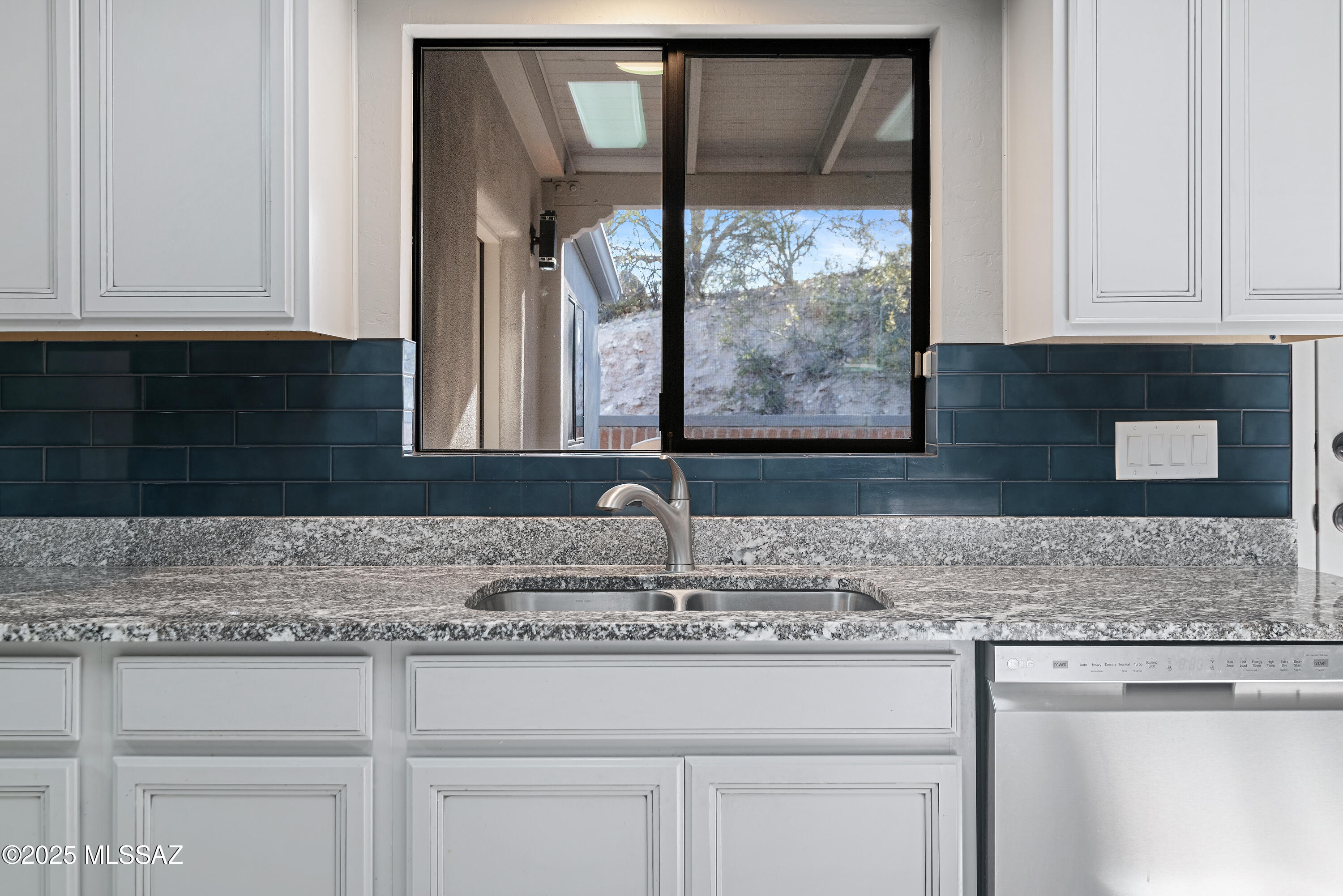Unsubdivided - Residential Lease
