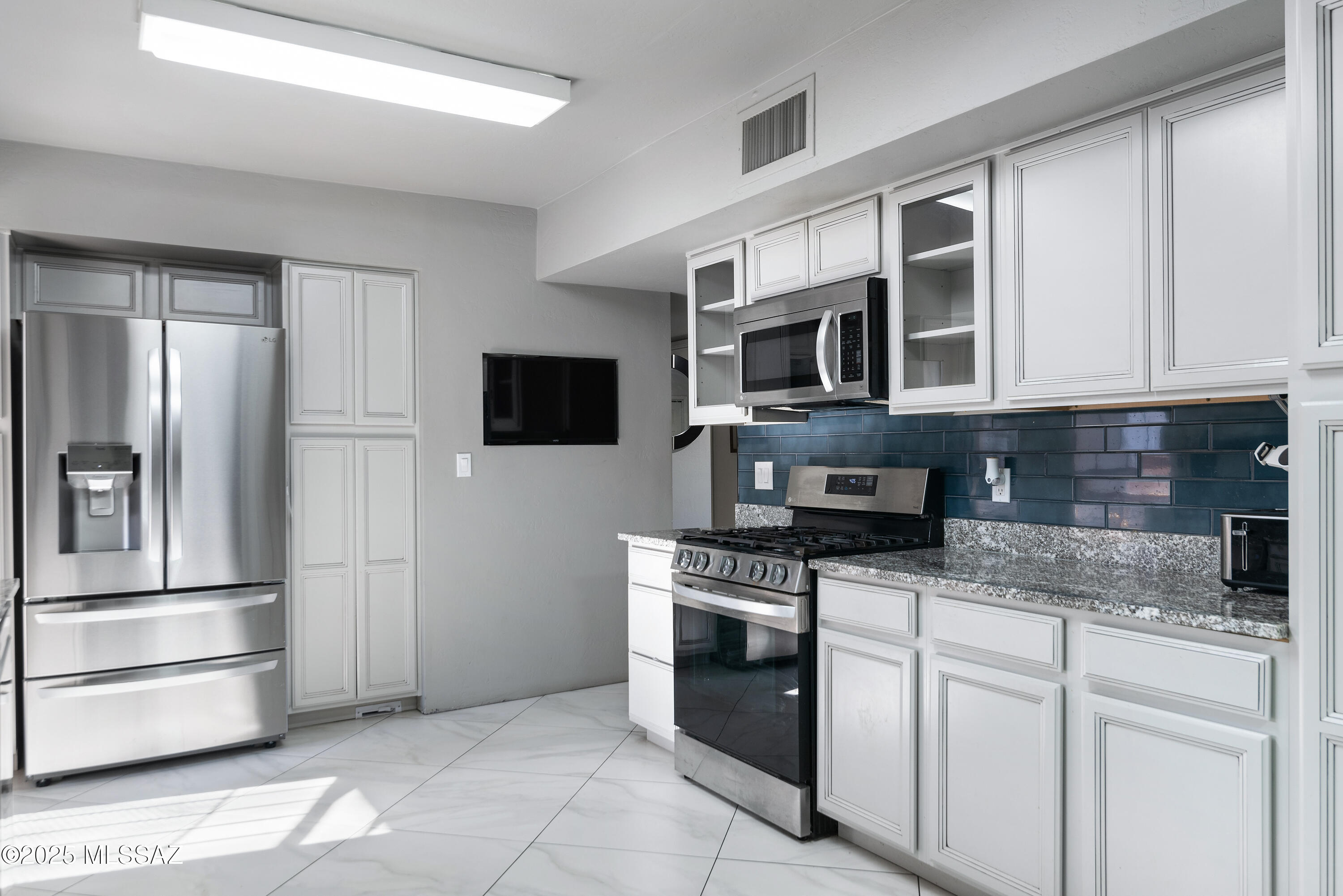 Unsubdivided - Residential Lease