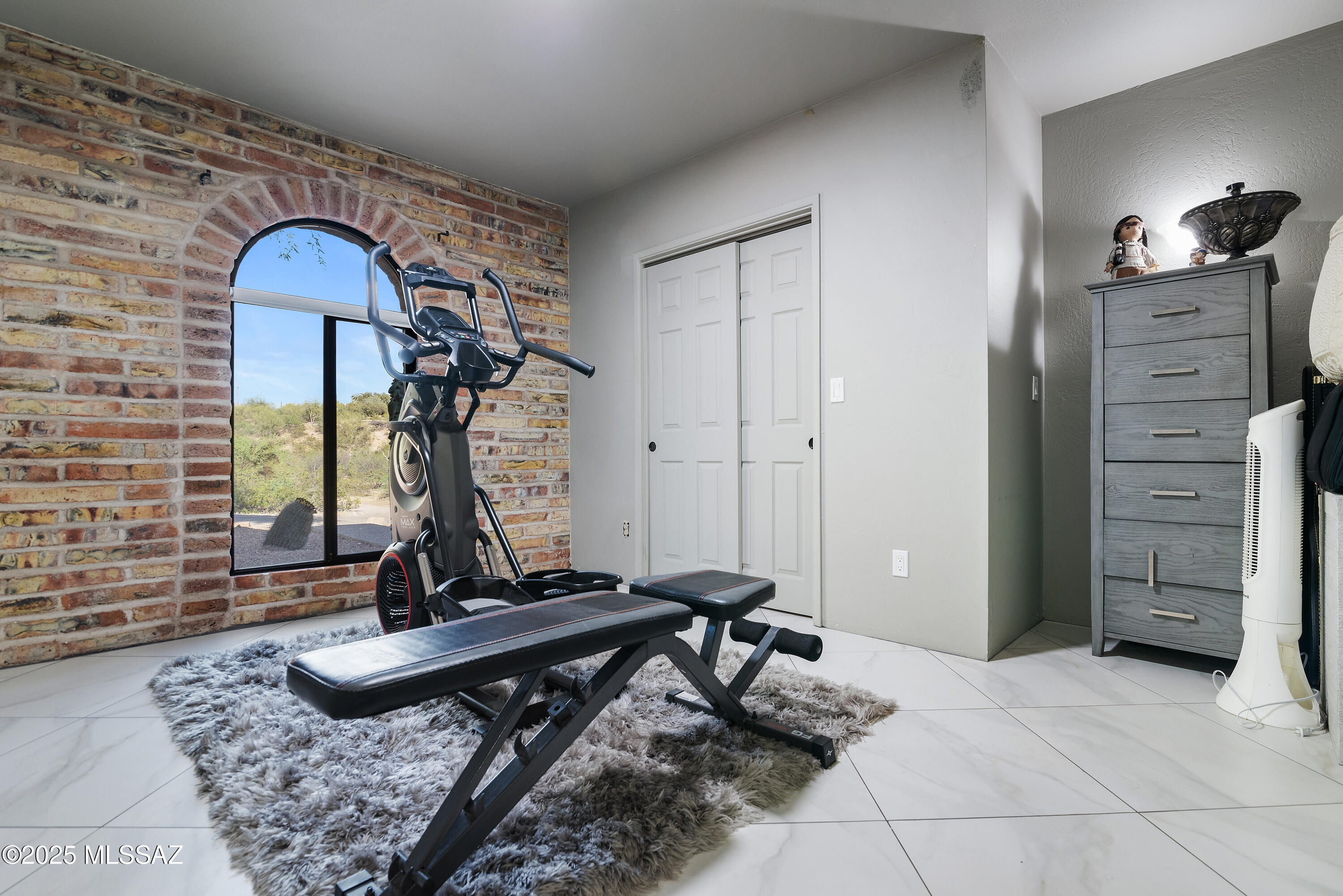 Unsubdivided - Residential Lease