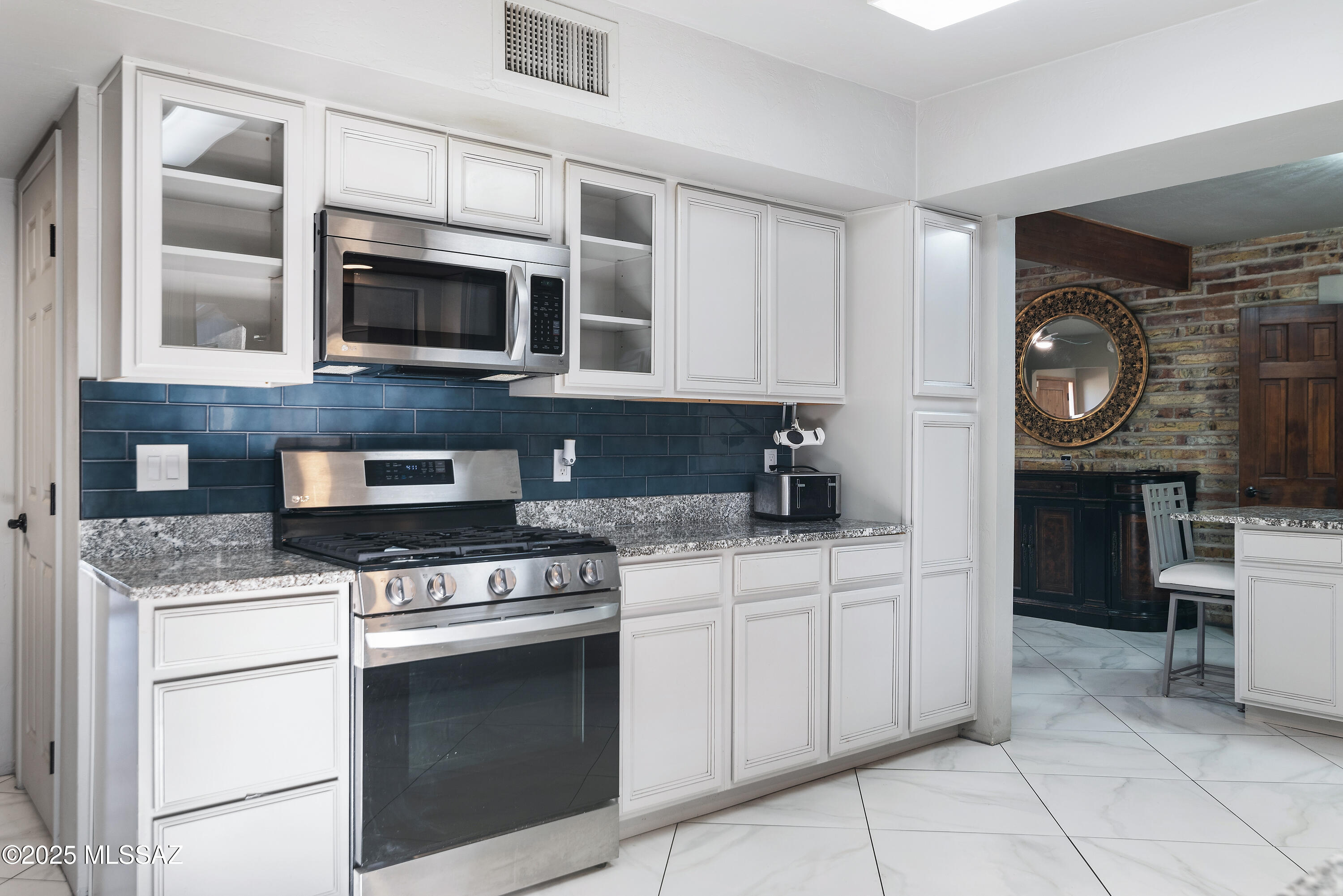 Unsubdivided - Residential Lease