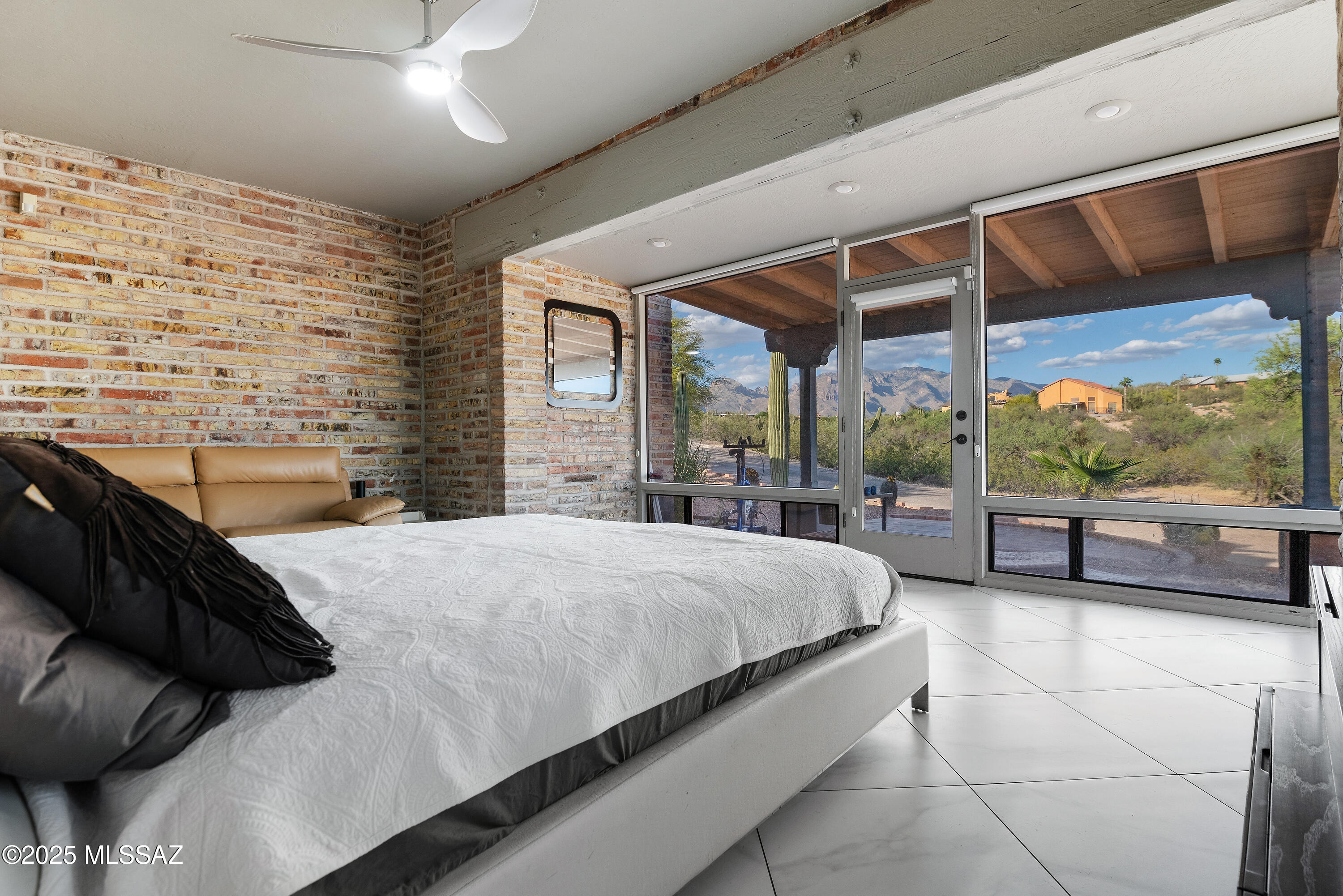 Unsubdivided - Residential Lease