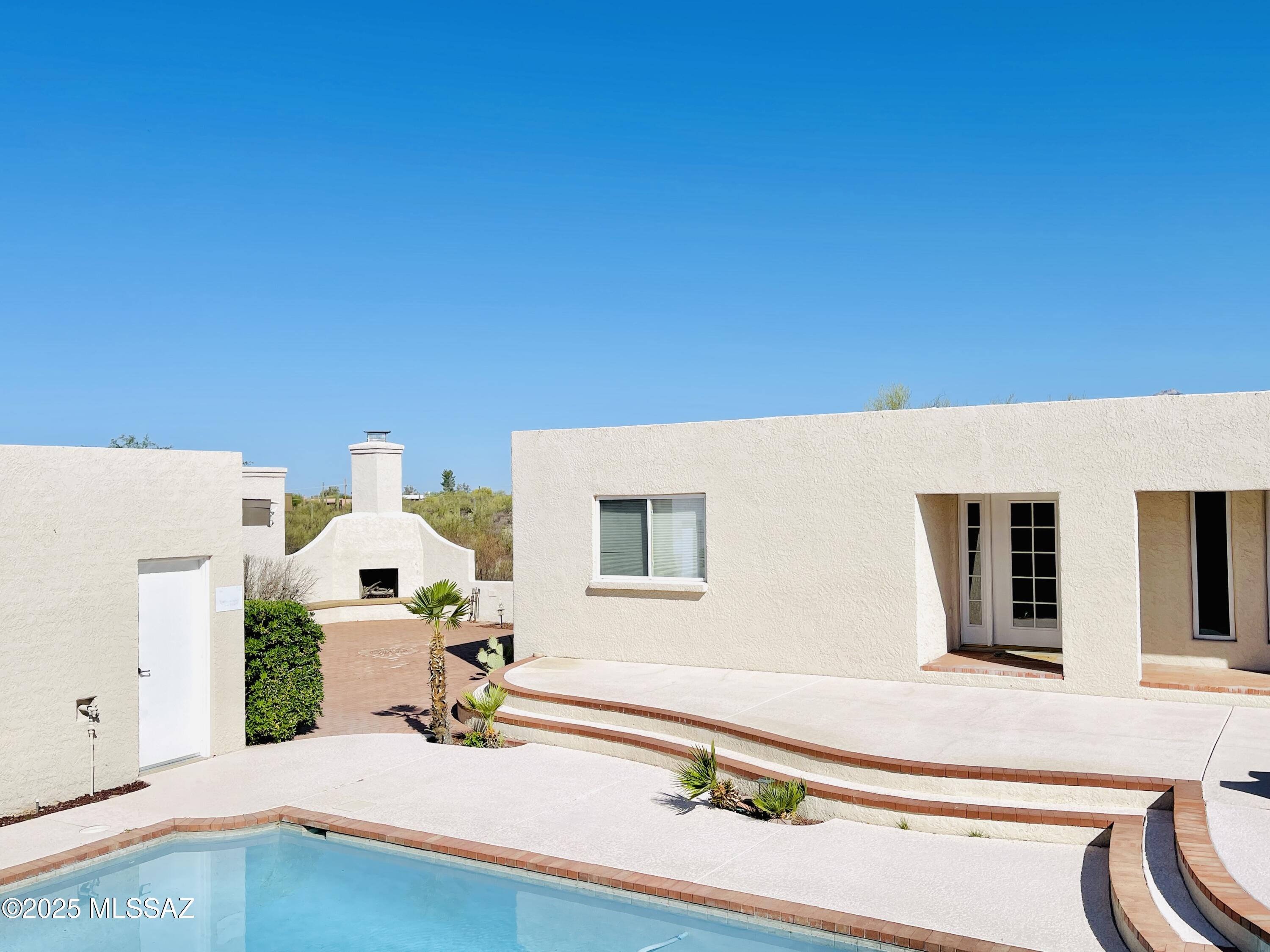 La Cebadilla Estates (1-161) - Residential Lease