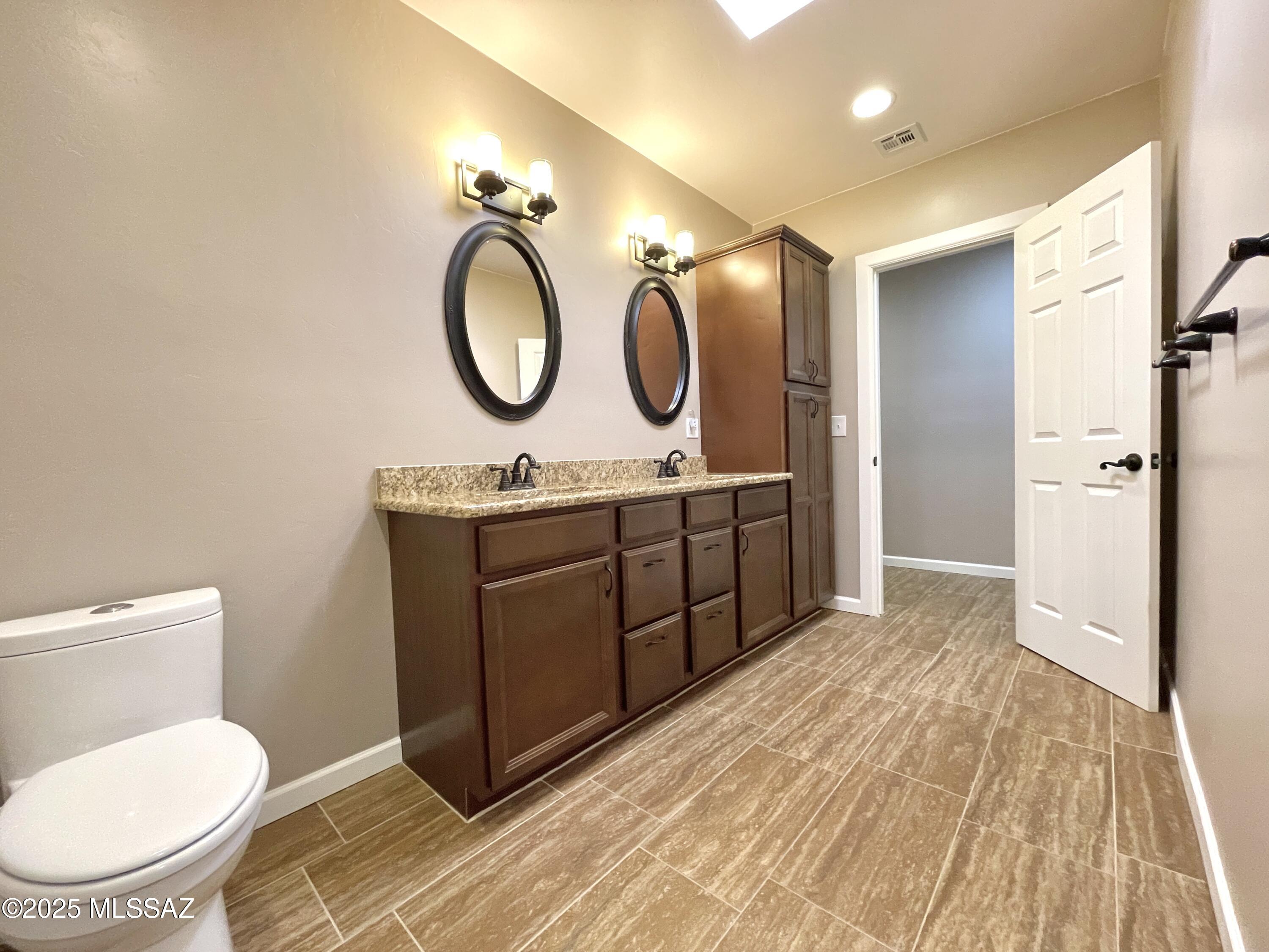 La Cebadilla Estates (1-161) - Residential Lease