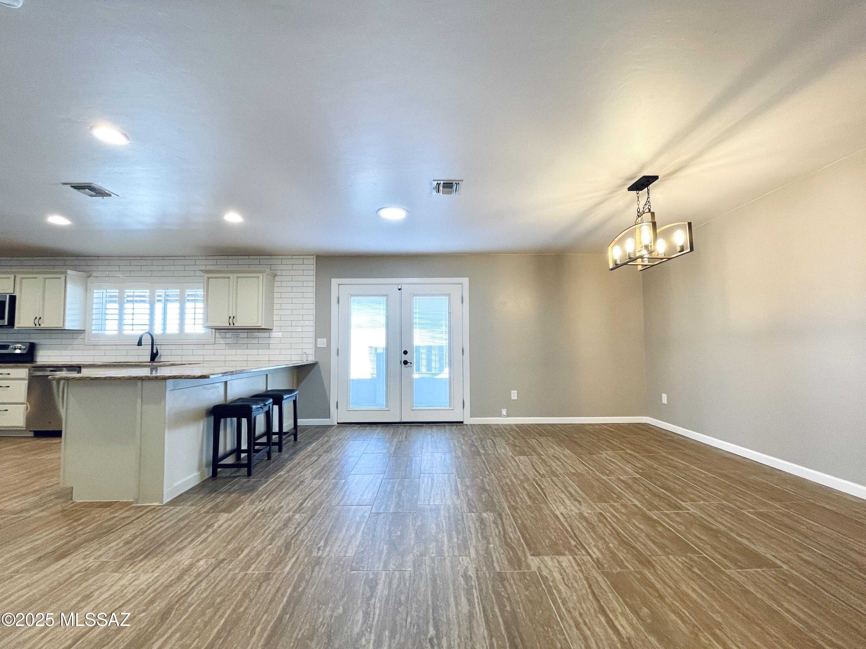 La Cebadilla Estates (1-161) - Residential Lease
