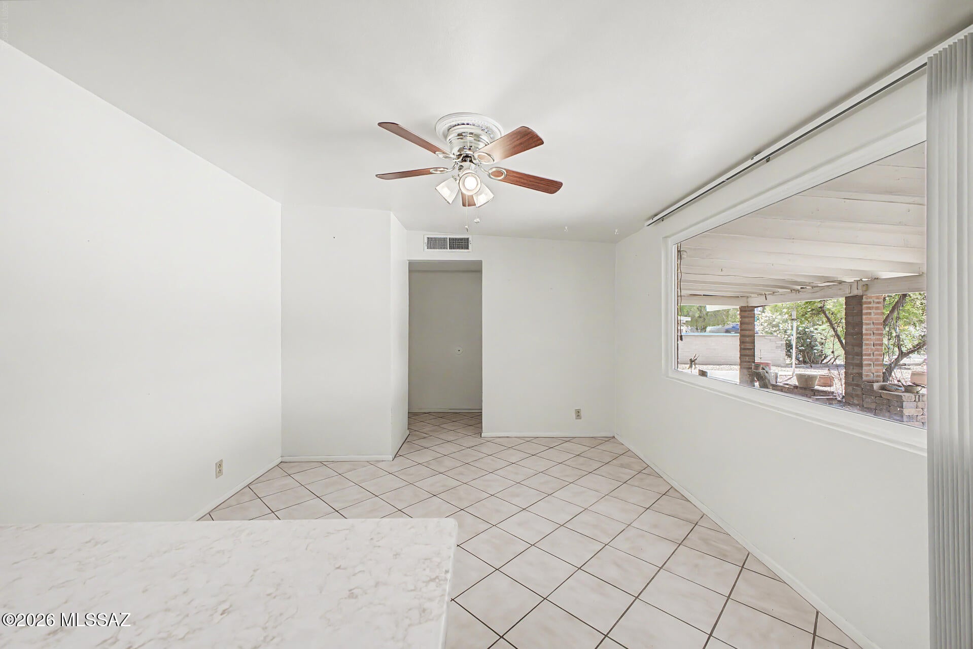Manana Grande ''''D'''' (425-506) - Residential