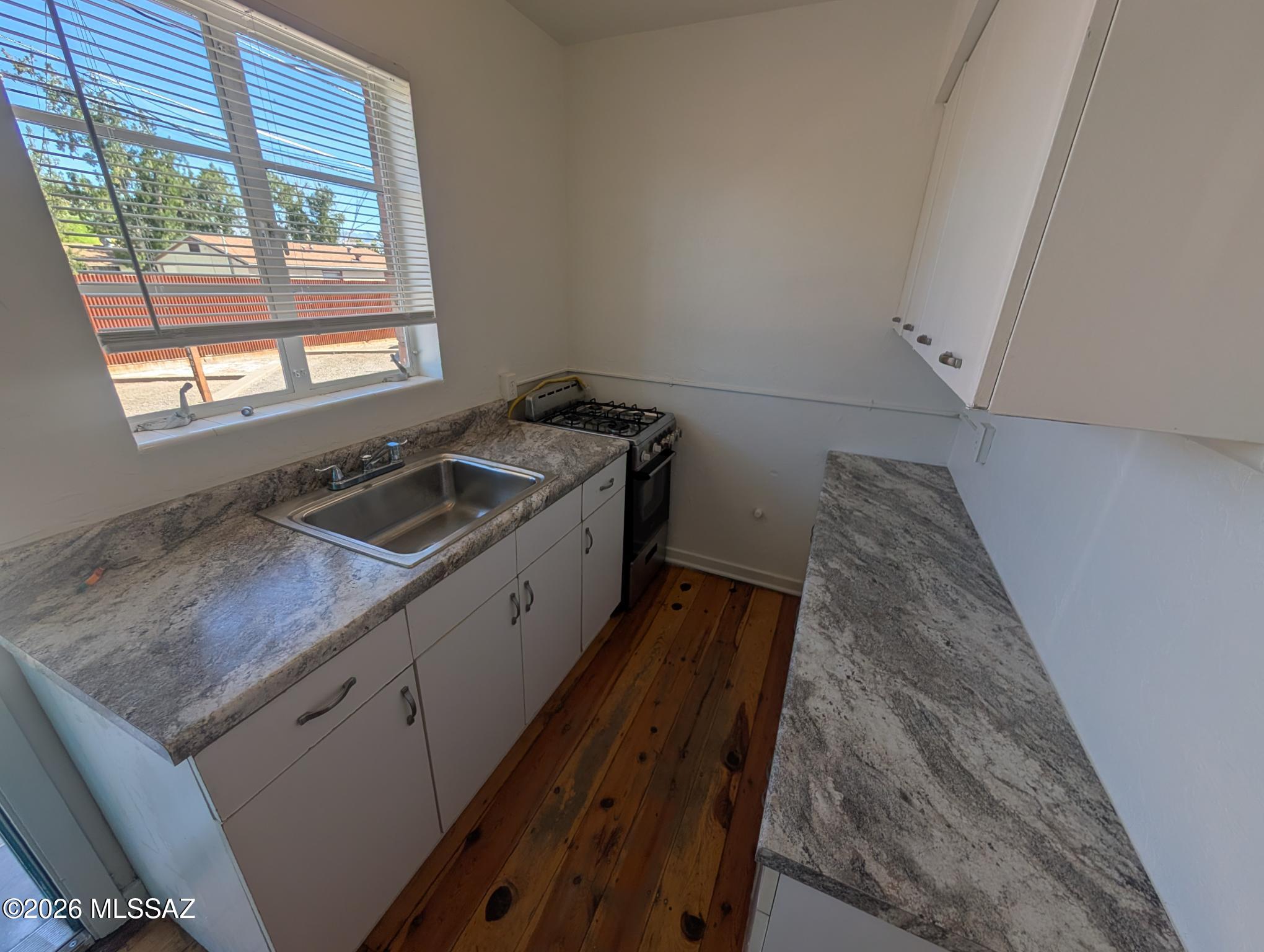 Drakes Addition - Residential Lease