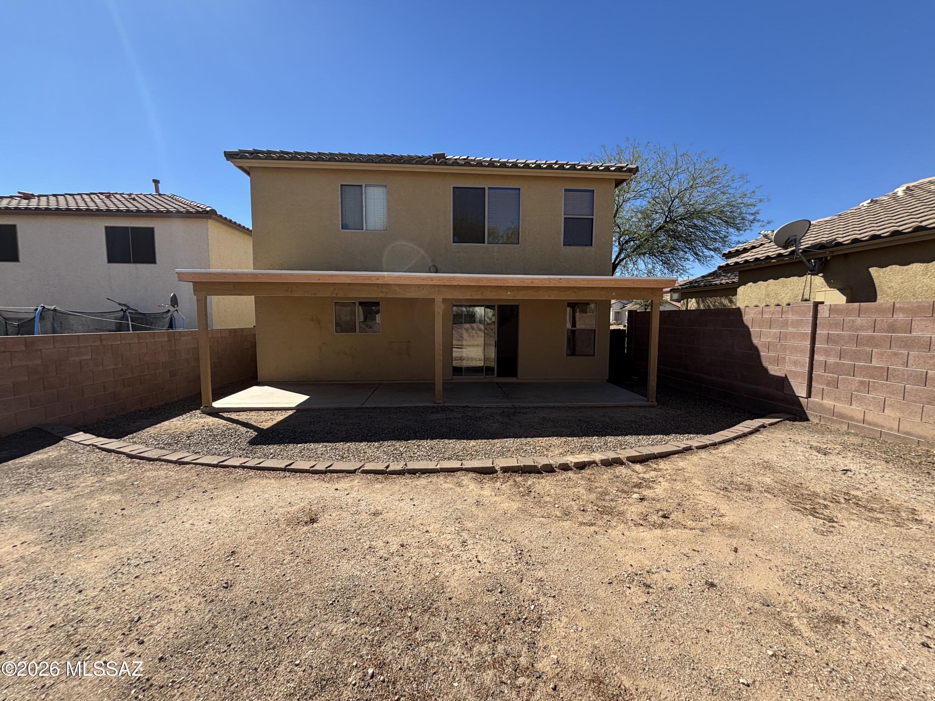 Los Arroyos Del Este Resub - Residential Lease