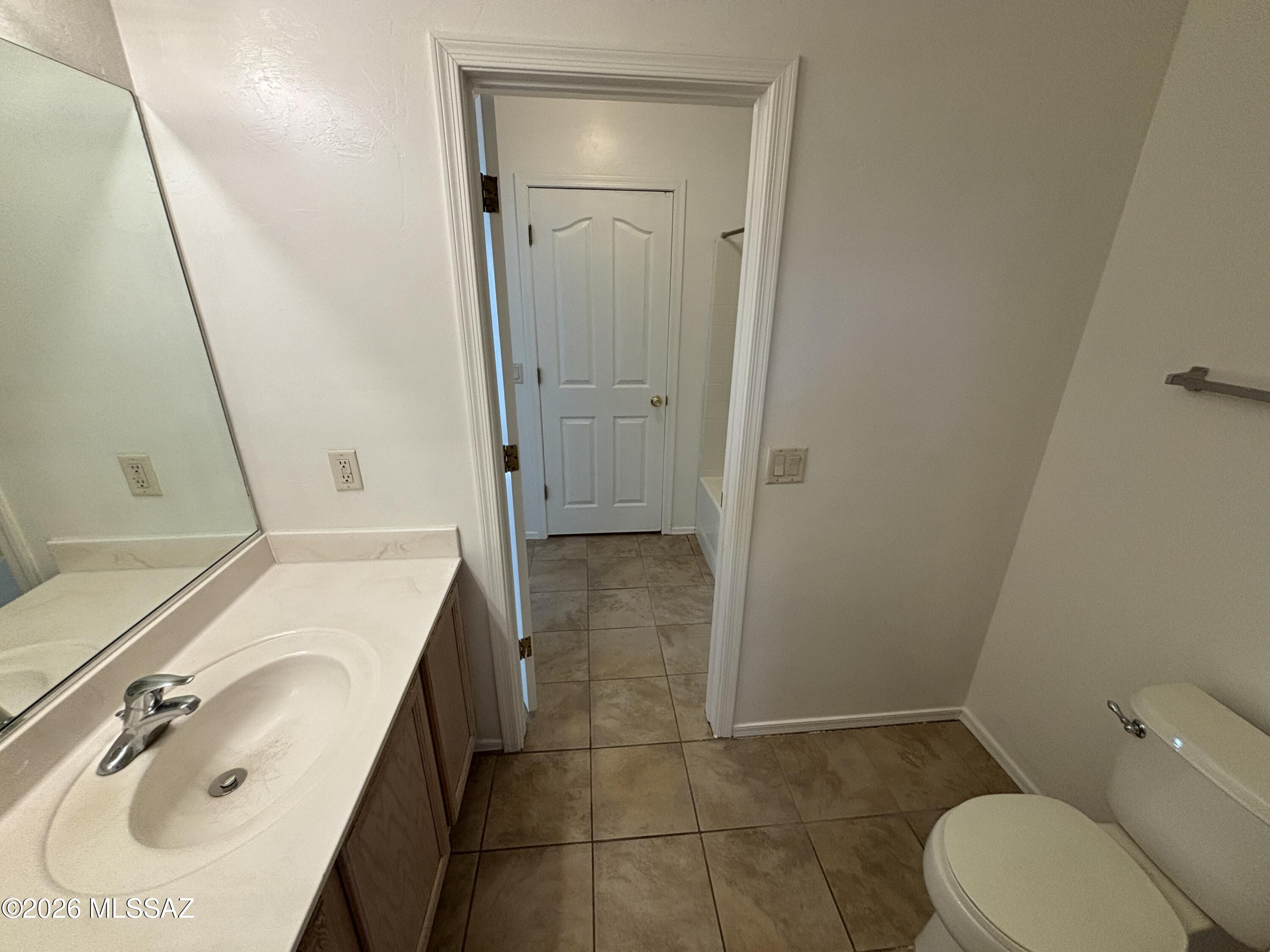 Los Arroyos Del Este Resub - Residential Lease