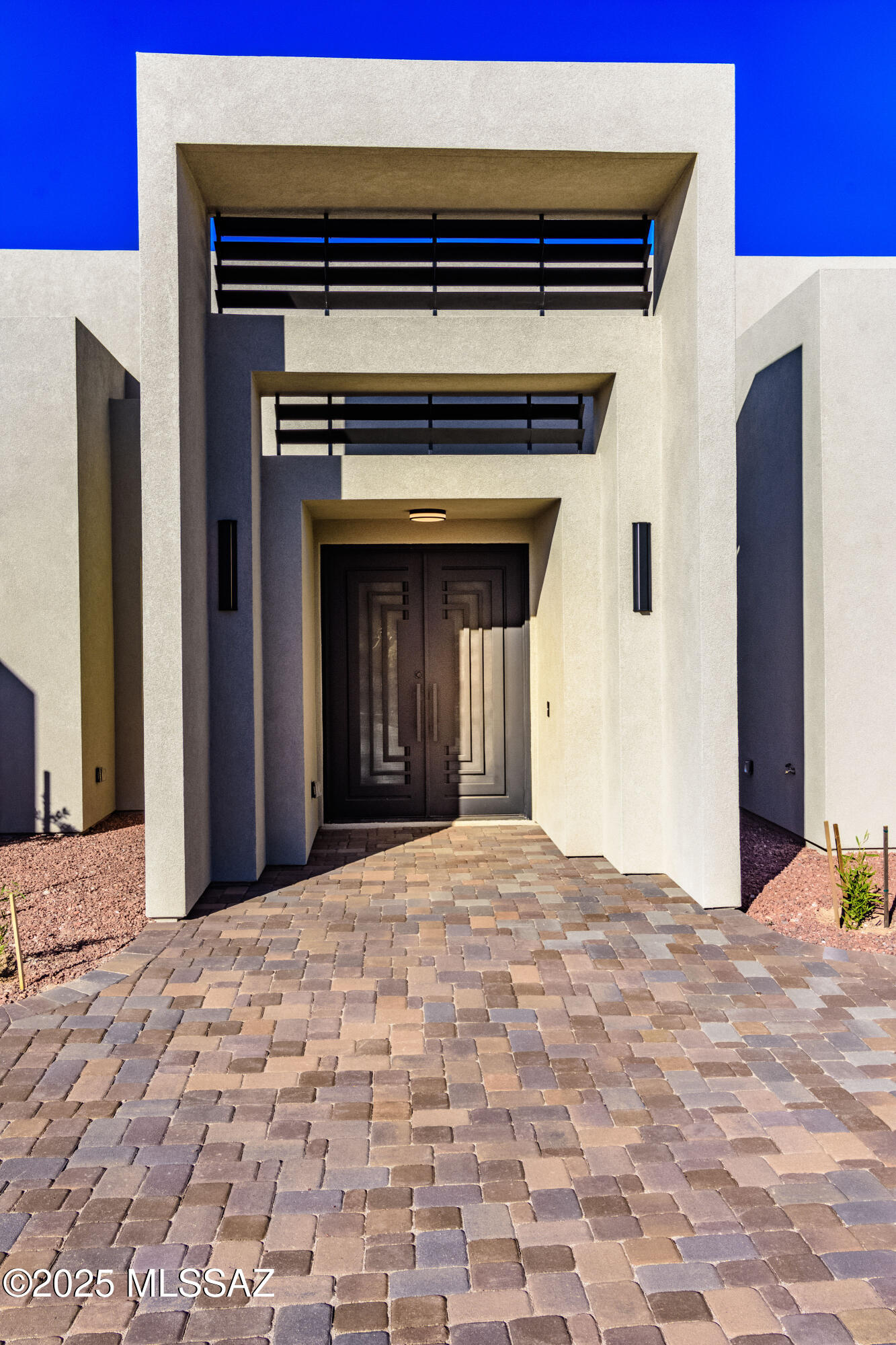 Coyote Creek (1-395) - Residential