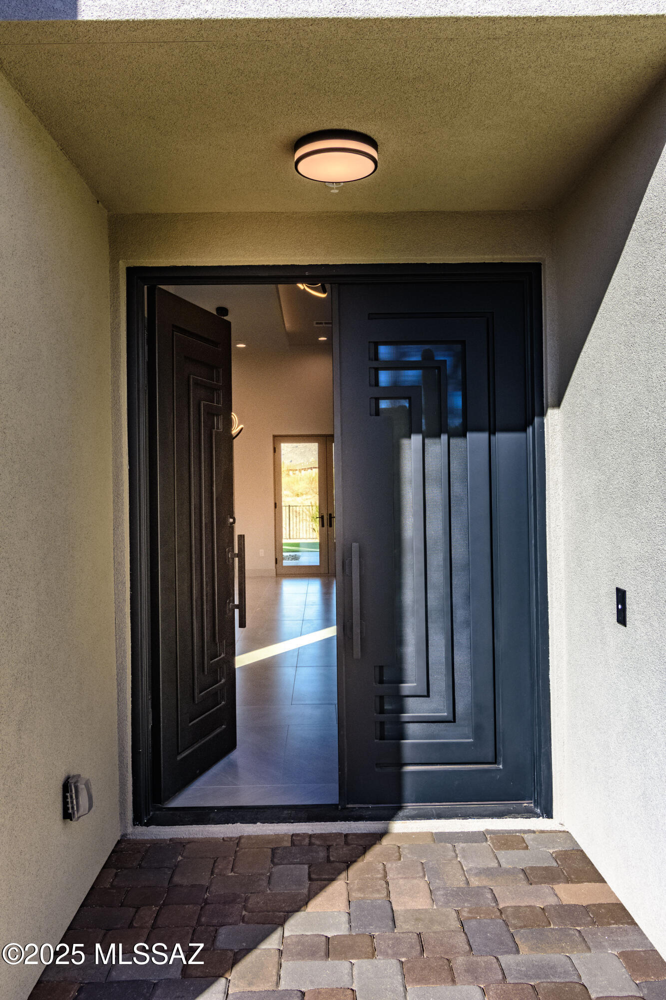 Coyote Creek (1-395) - Residential