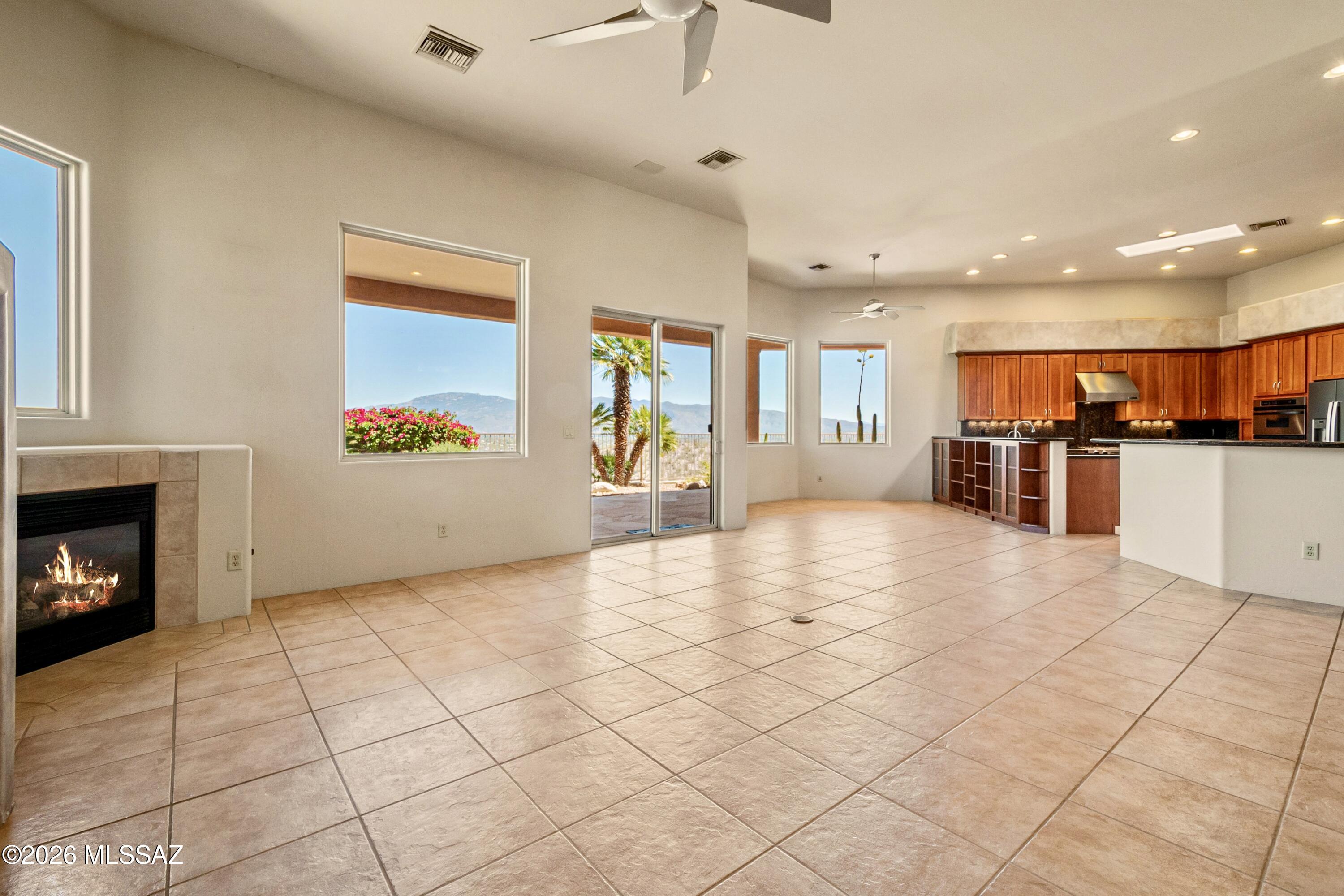 Sabino Mountain (1-290) - Residential