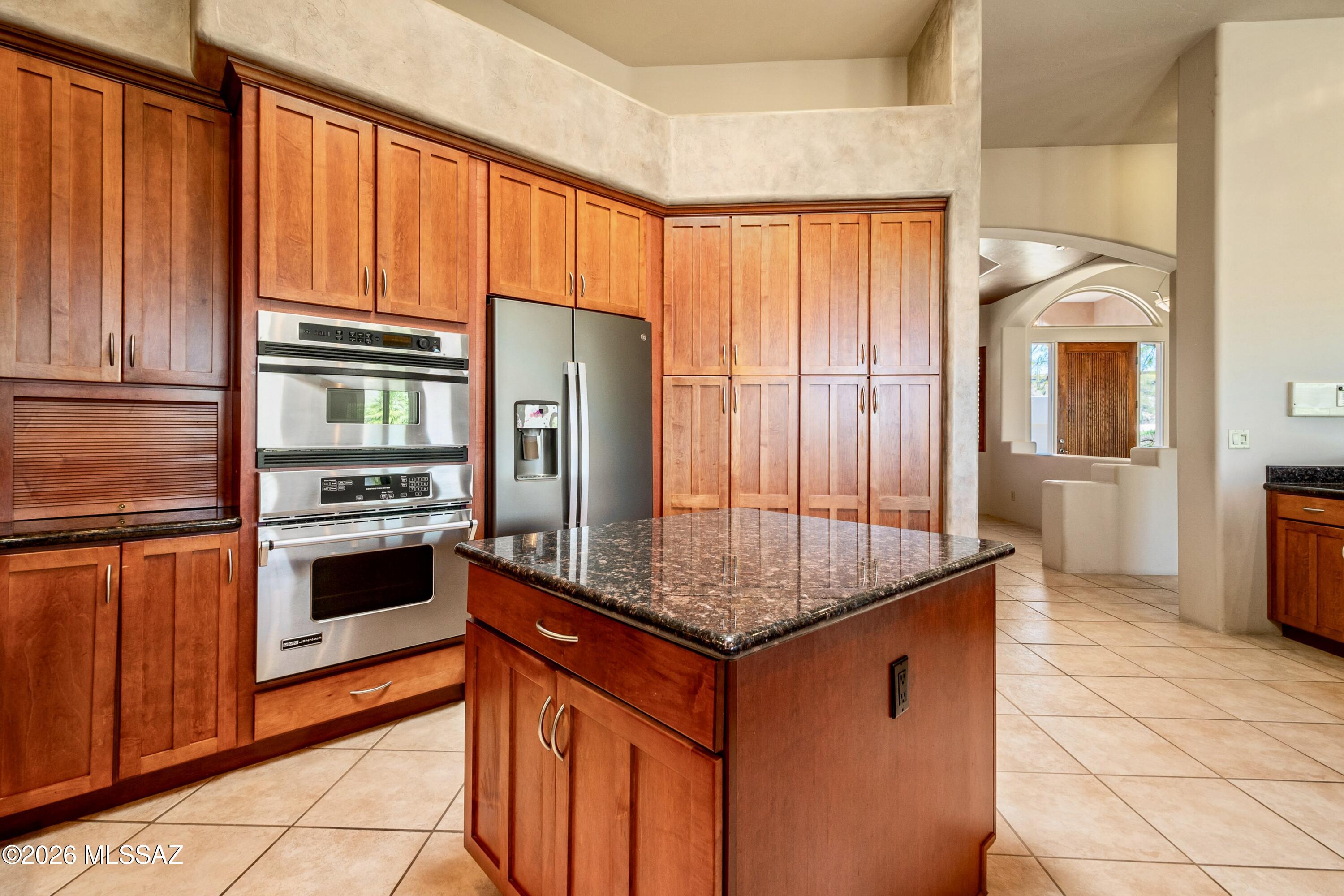 Sabino Mountain (1-290) - Residential