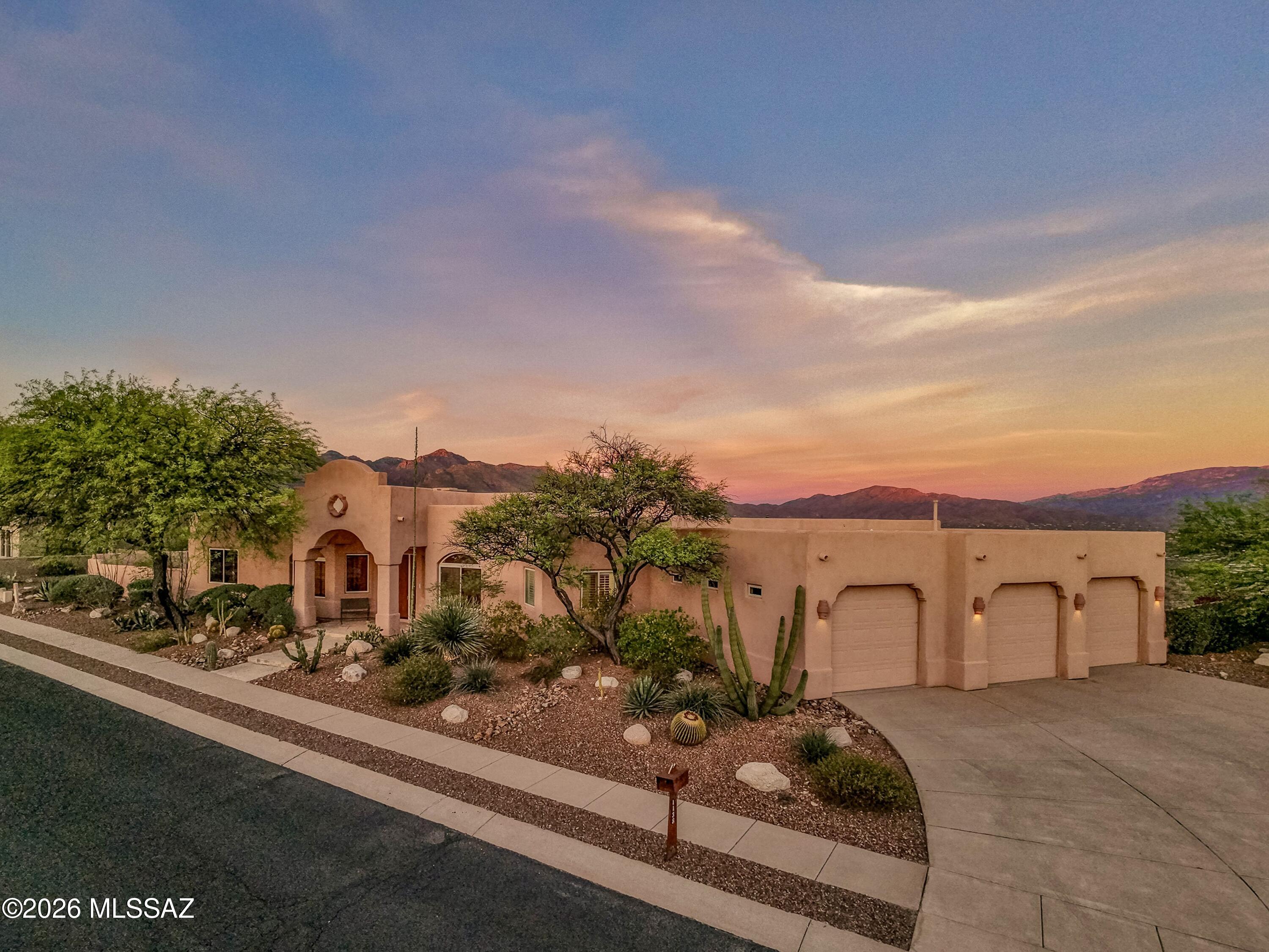 Sabino Mountain (1-290) - Residential