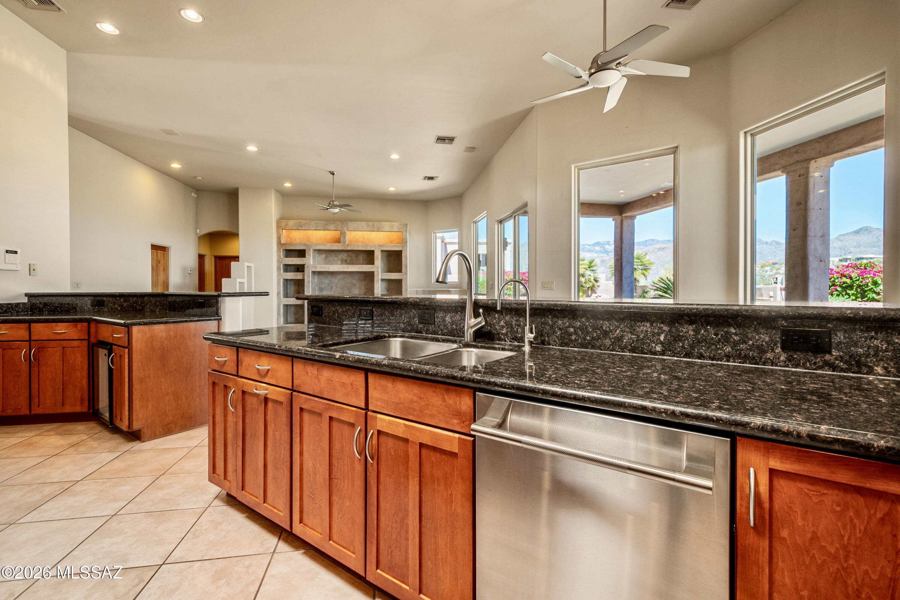 Sabino Mountain (1-290) - Residential