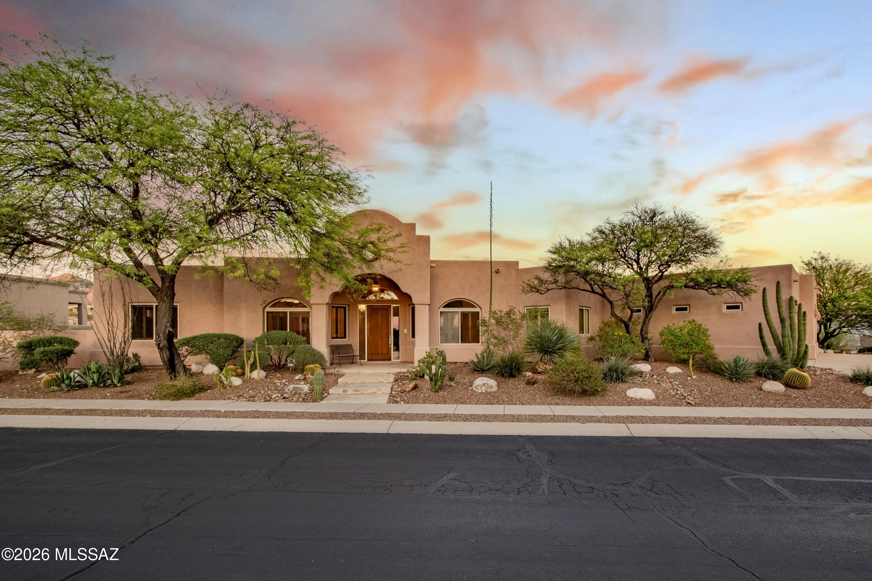 Sabino Mountain (1-290) - Residential