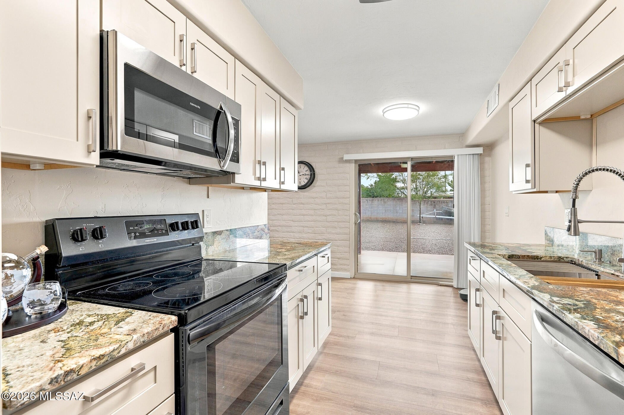 Sherwood Village Terrace (231-546) - Residential
