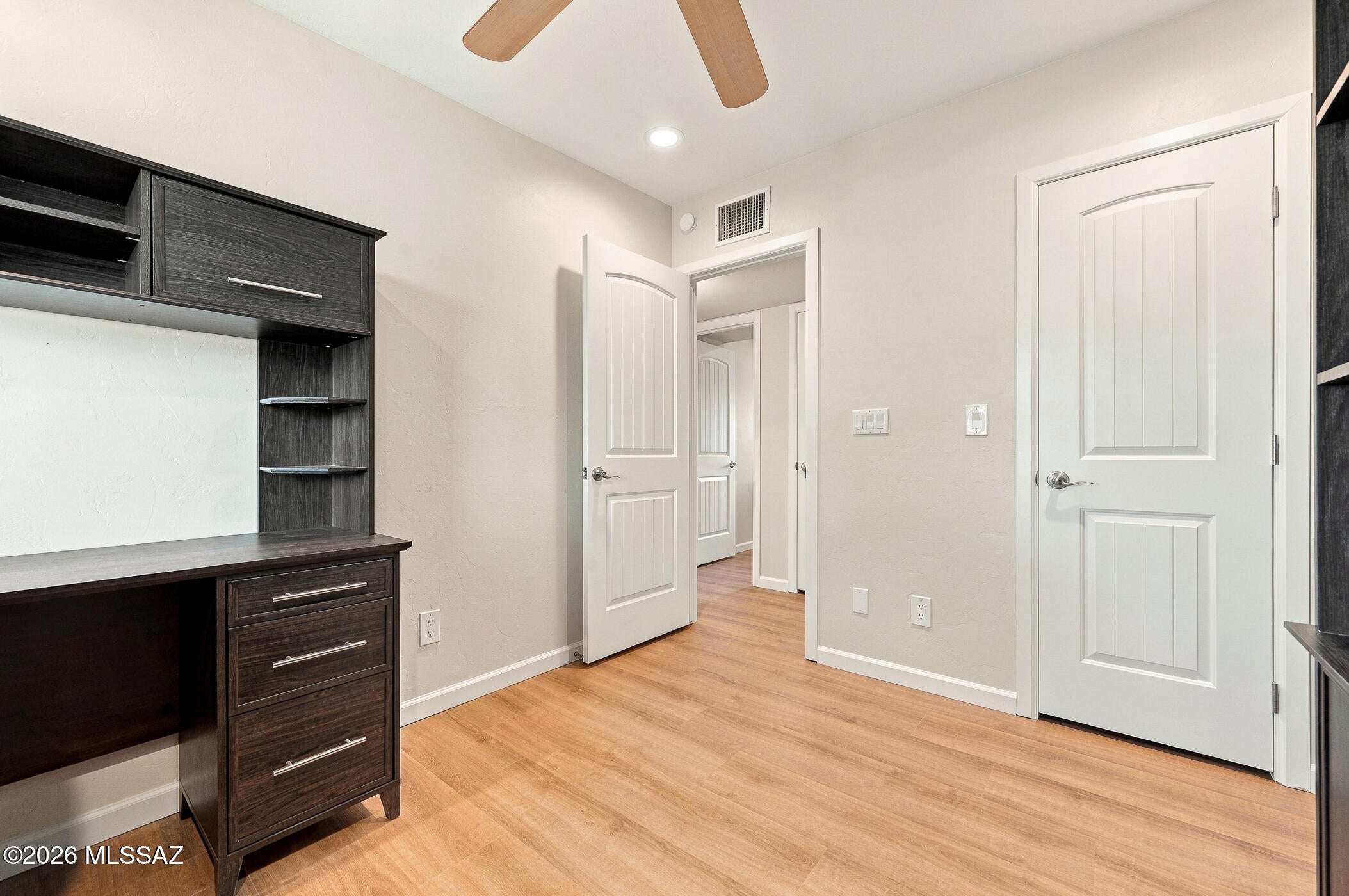Sherwood Village Terrace (231-546) - Residential