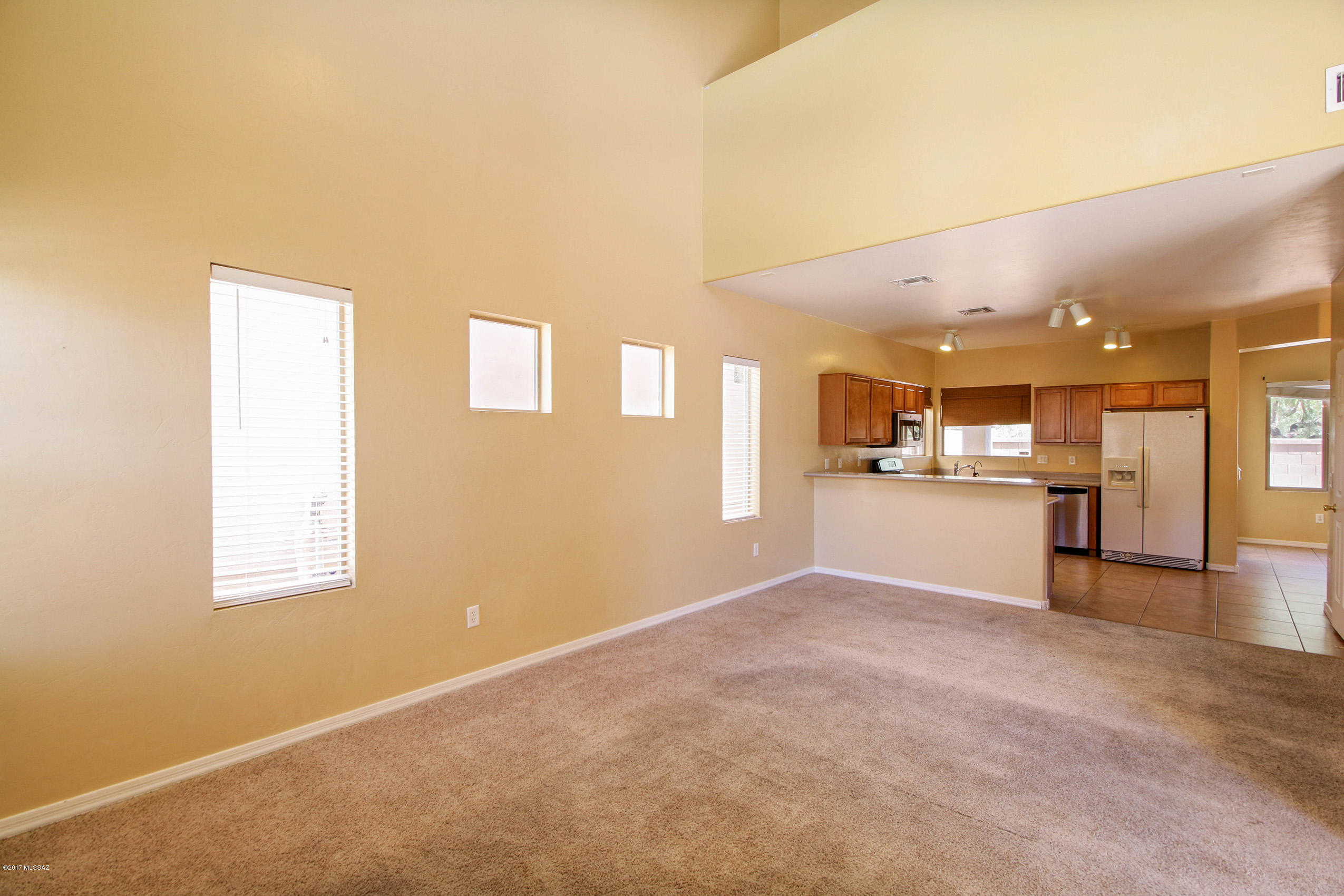 Presidio De Cancion (1-200) - Residential Lease