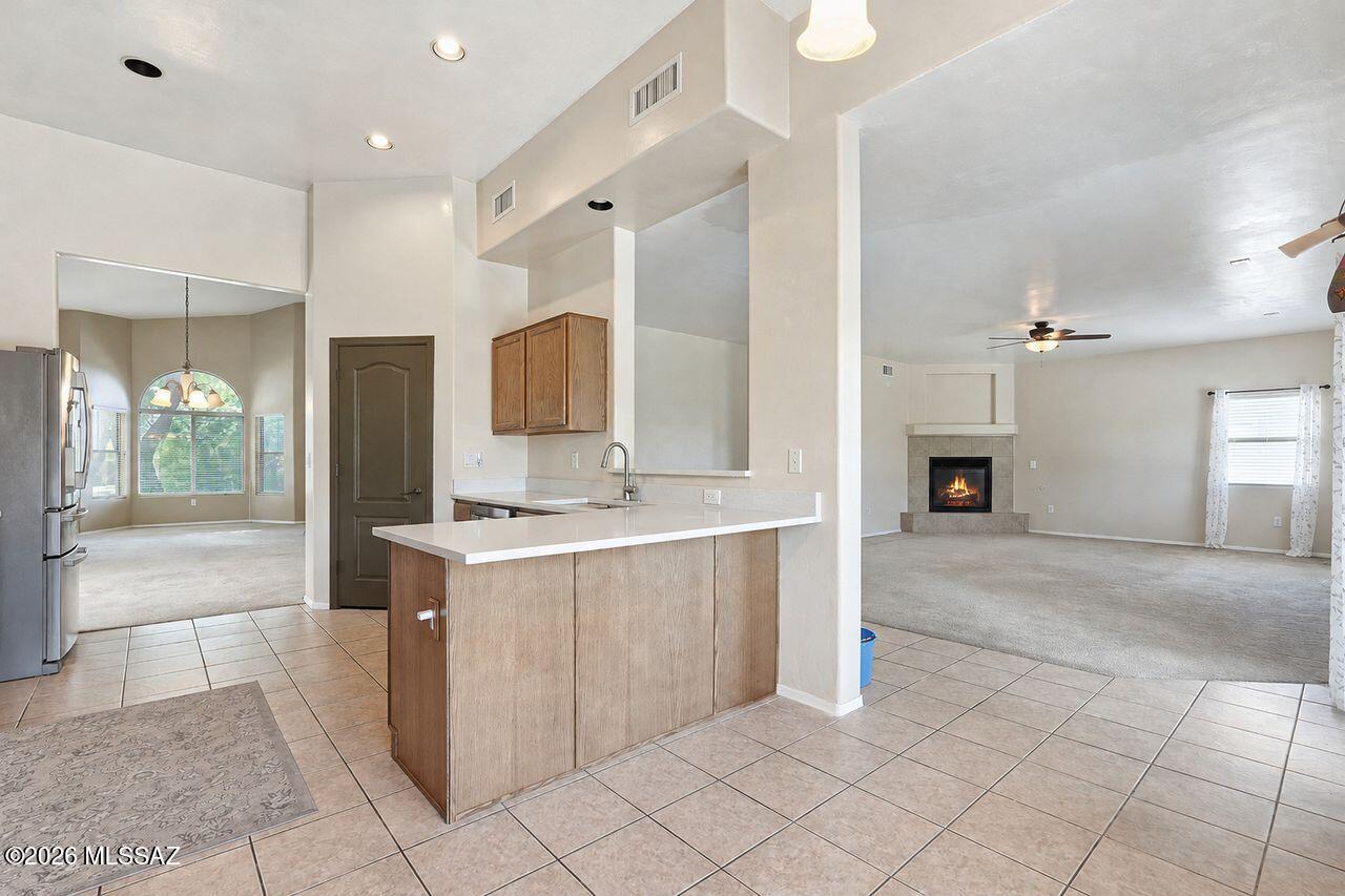 Black Horse (1-411) - Residential