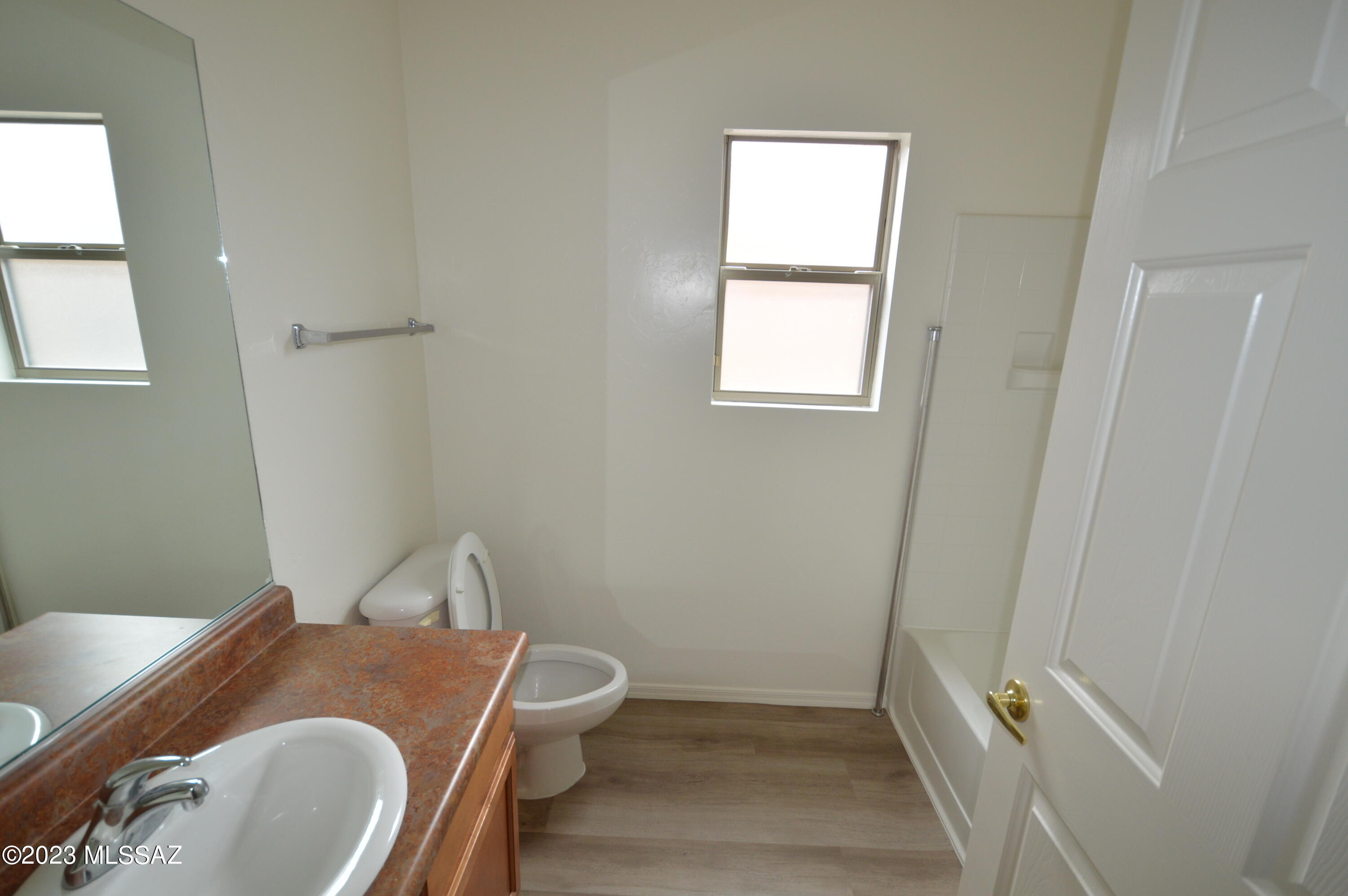 La Joya Verde (1-75) - Residential Lease