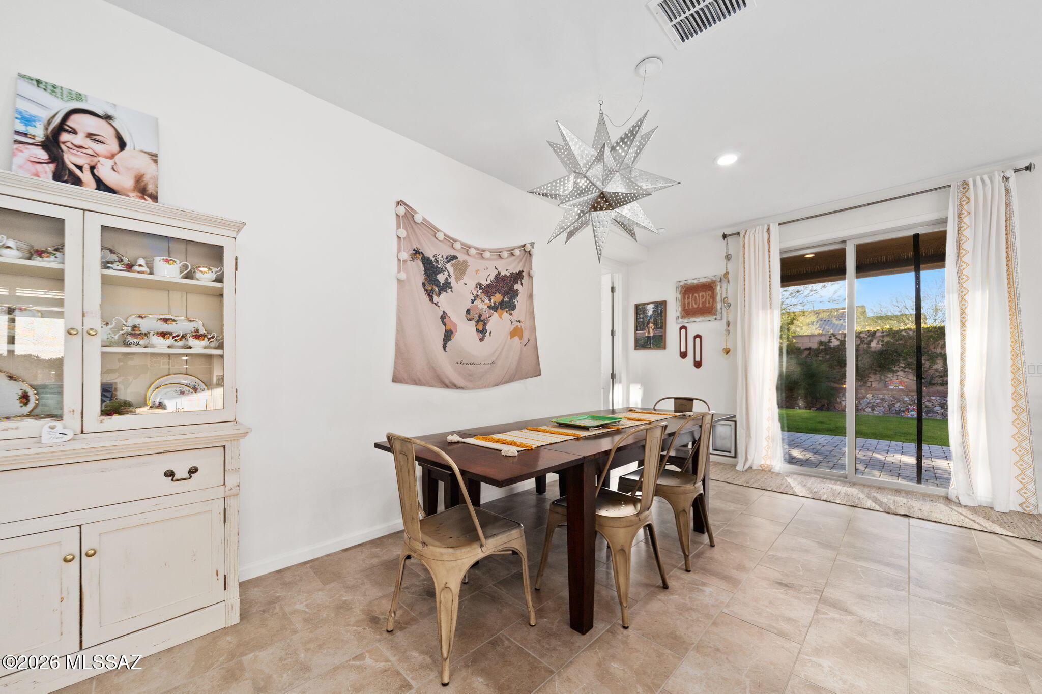 The Vistas At Rincon Knolls SQ20152600506 - Residential