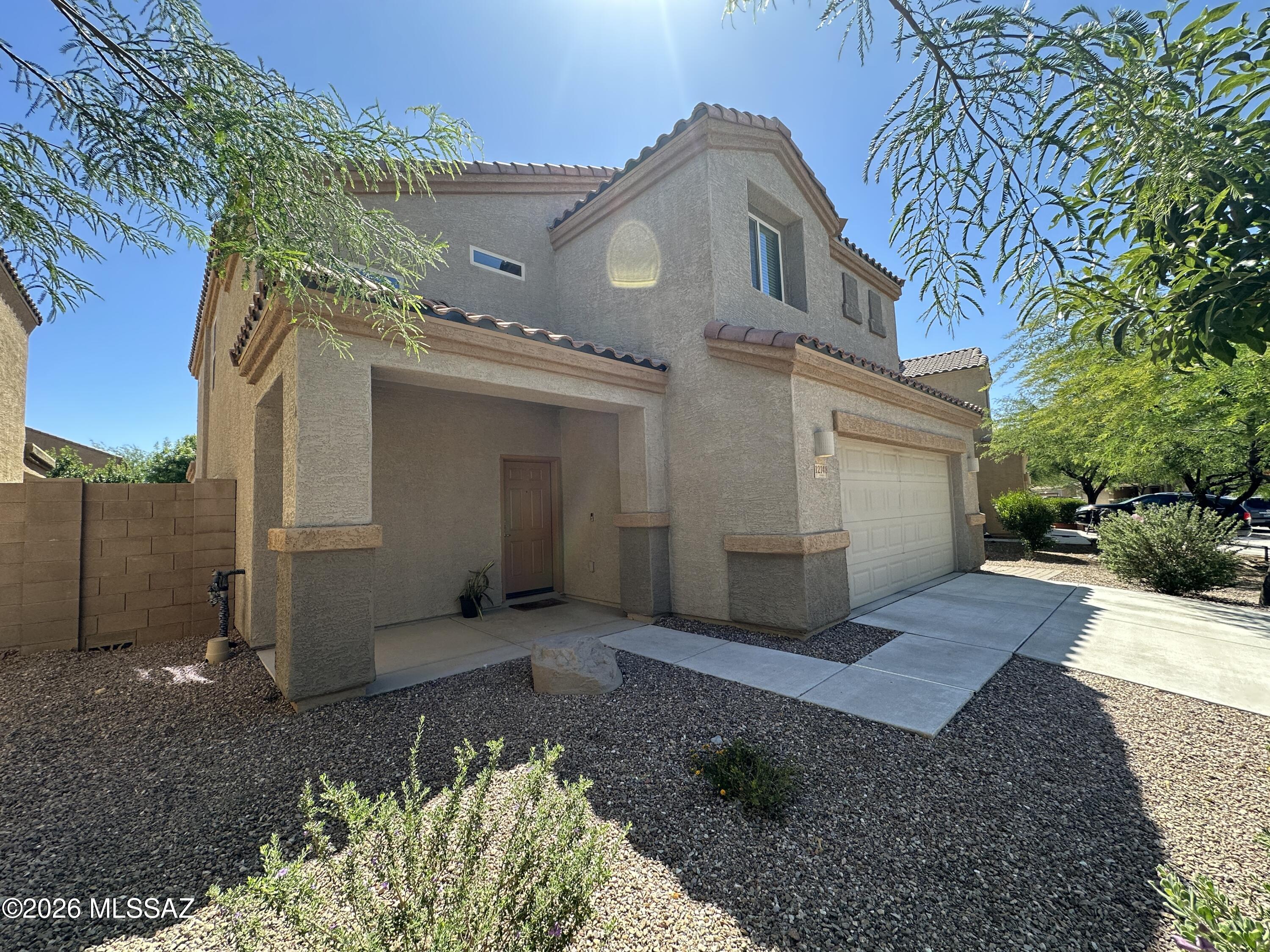 Vista Del Lago Norte SQ20140780198 - Residential