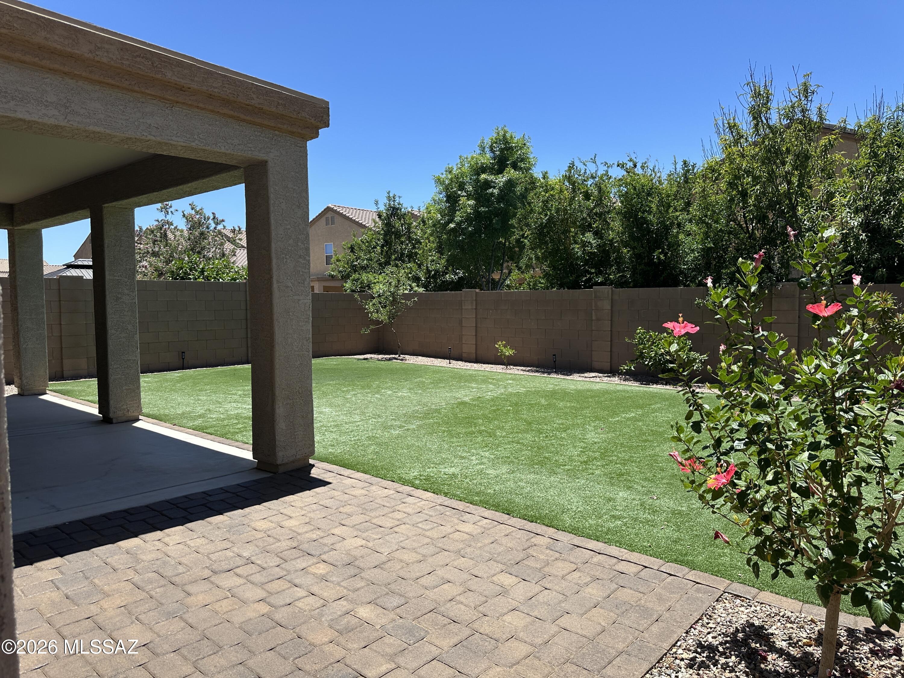 Vista Del Lago Norte SQ20140780198 - Residential