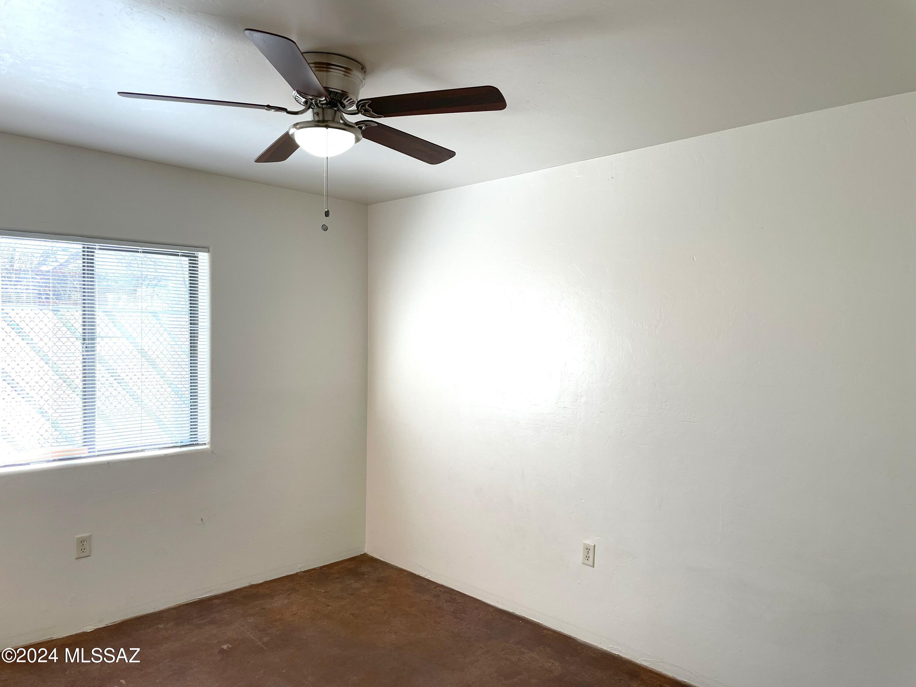 El Rio Park - Residential Lease