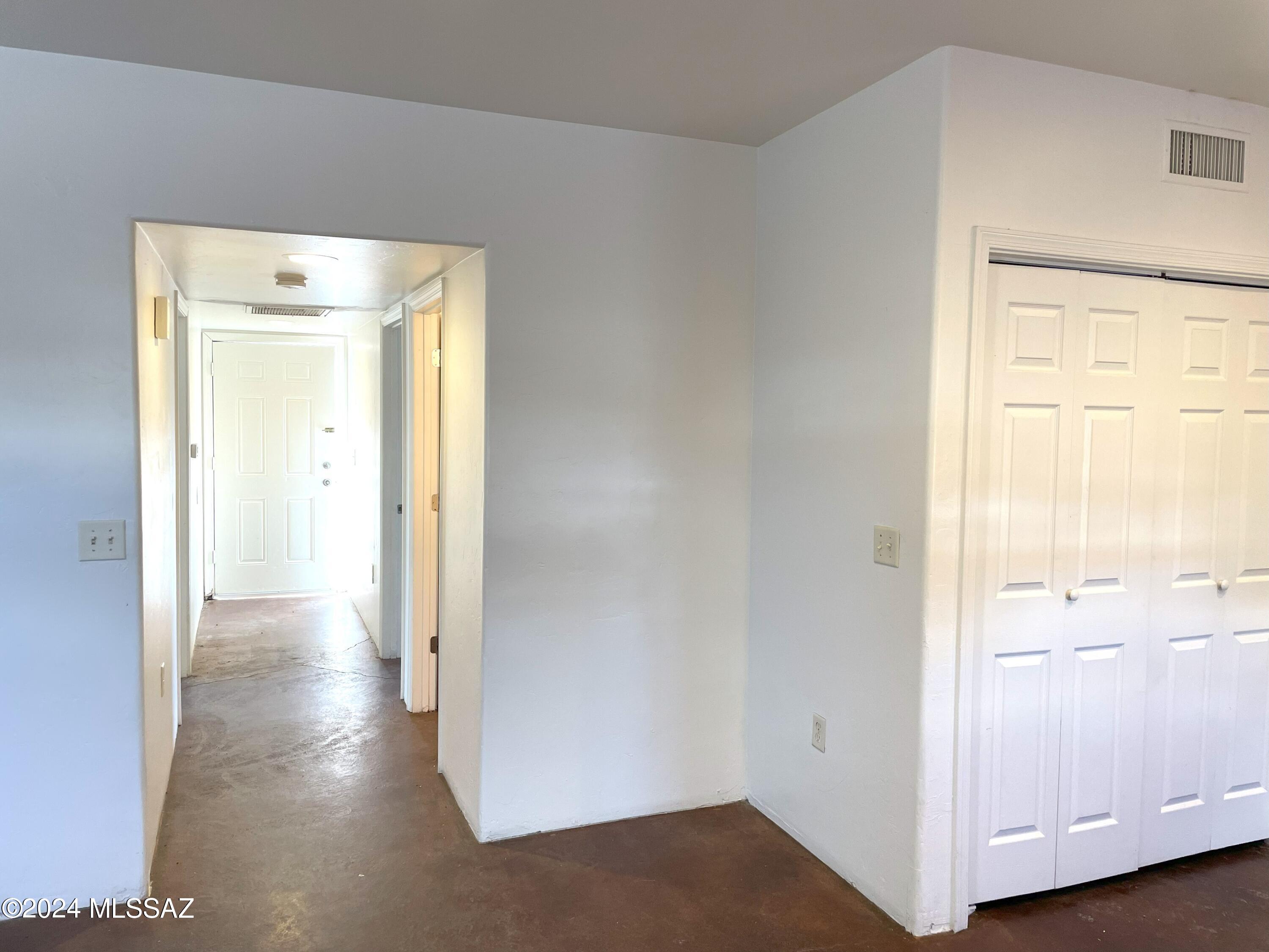 El Rio Park - Residential Lease