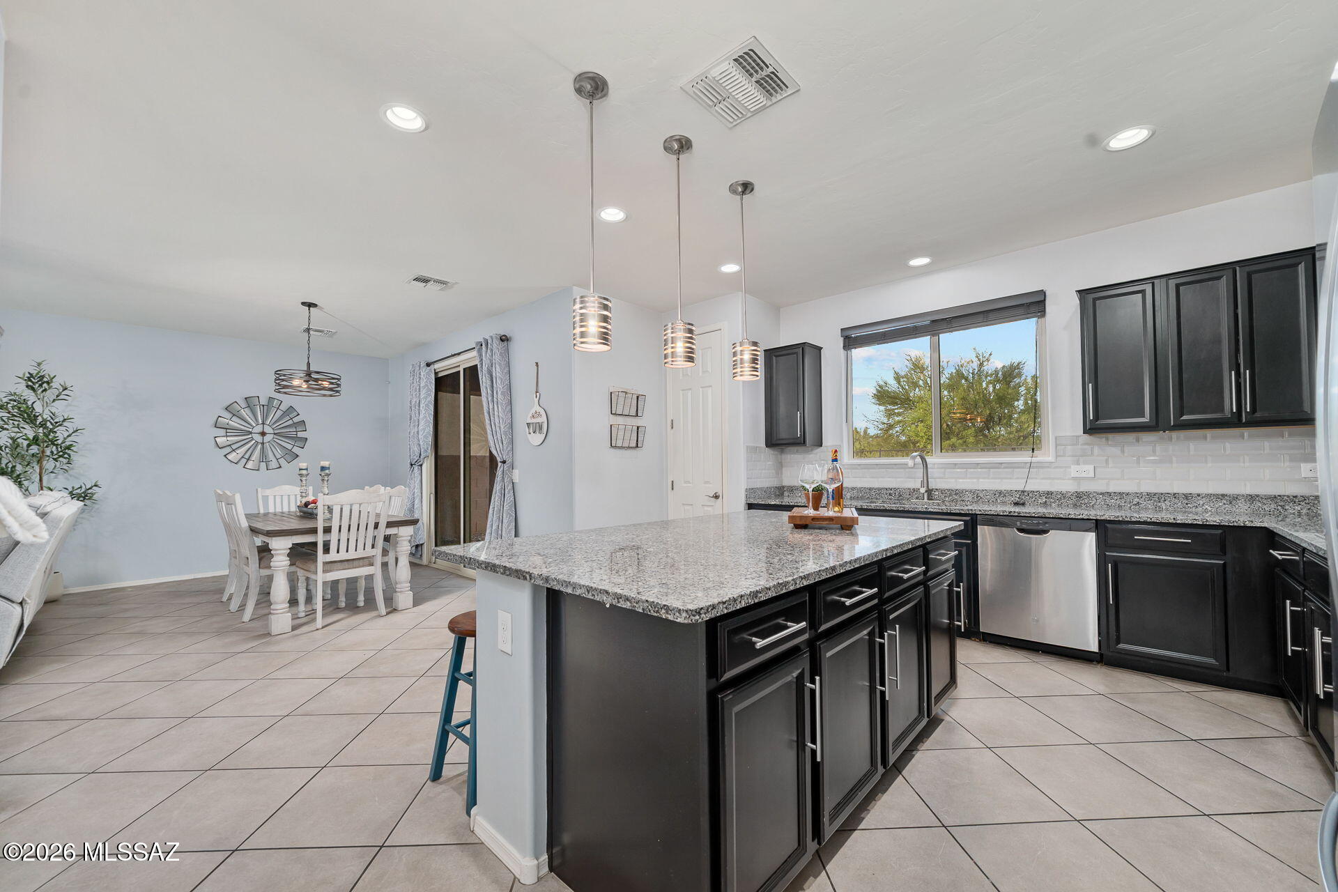 Entrada La Villita SQ20161810742 - Residential