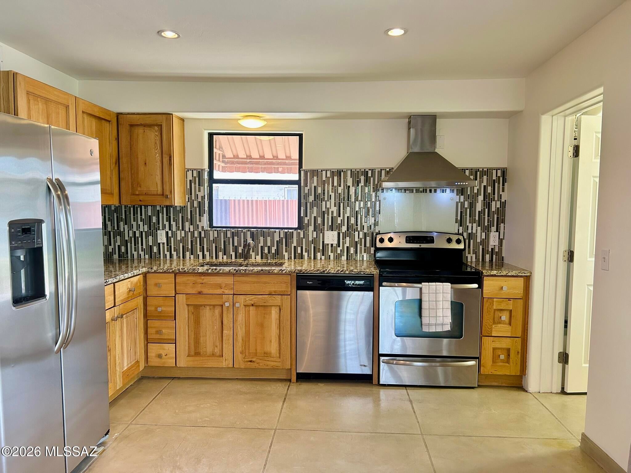 Miracle Mile Manor - Residential