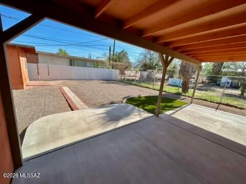 Miracle Mile Manor - Residential