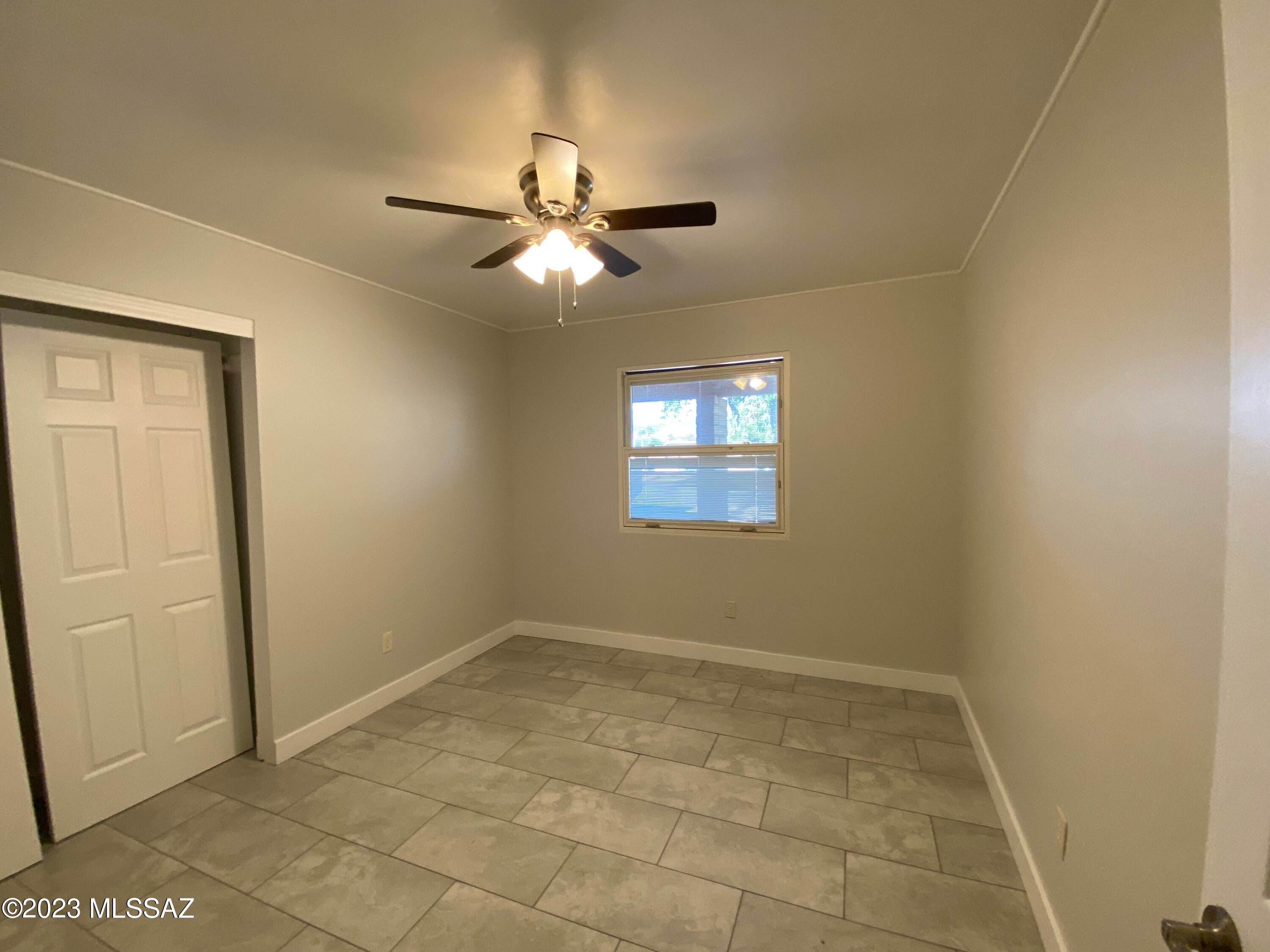 Sutton Place (1-120) - Residential Lease
