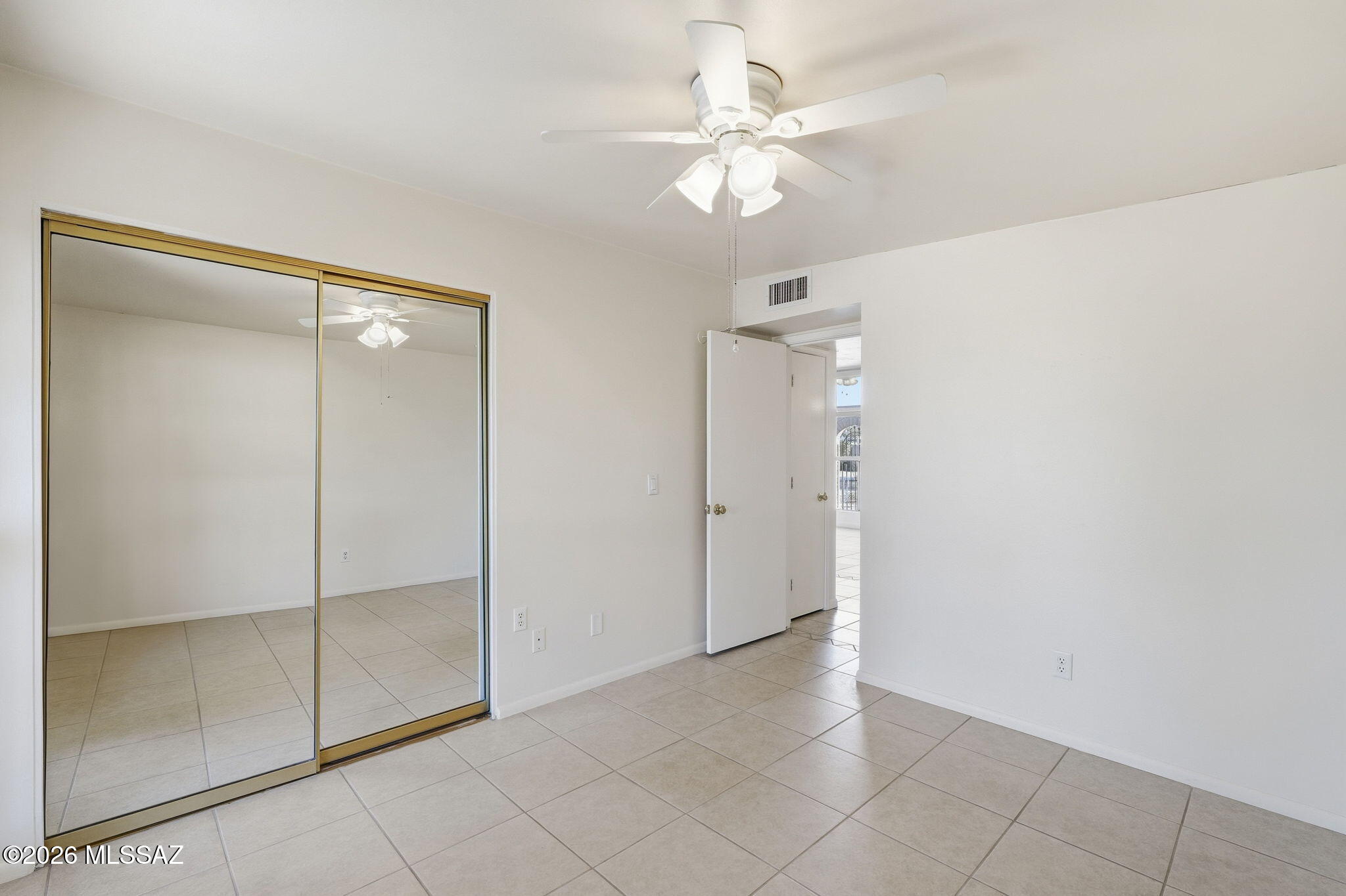 Verde Vista (101-122) - Residential