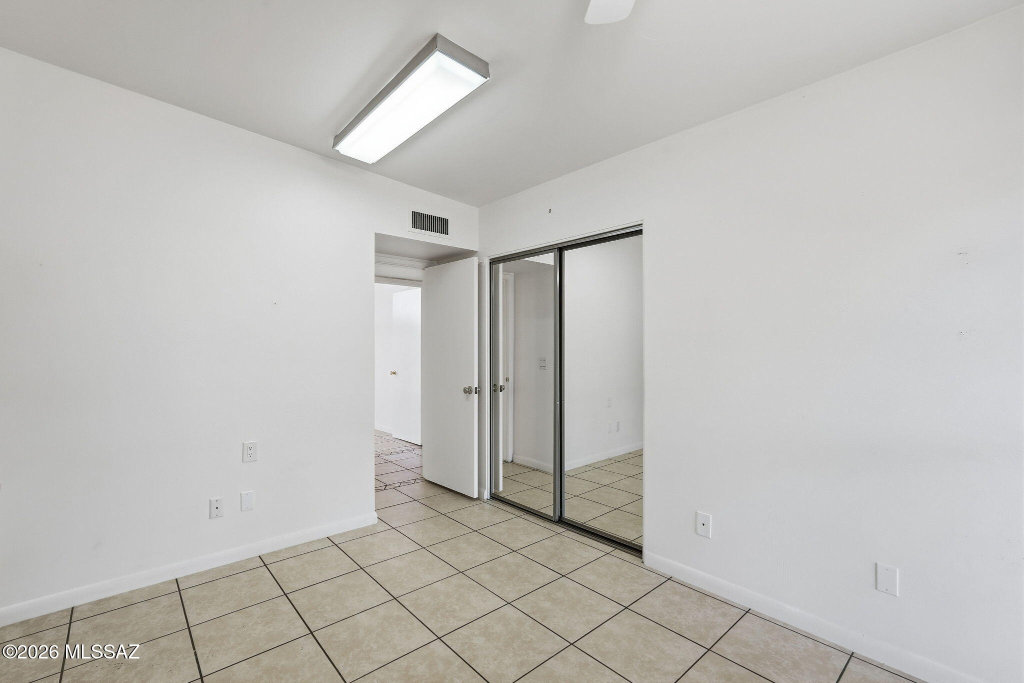 Verde Vista (101-122) - Residential