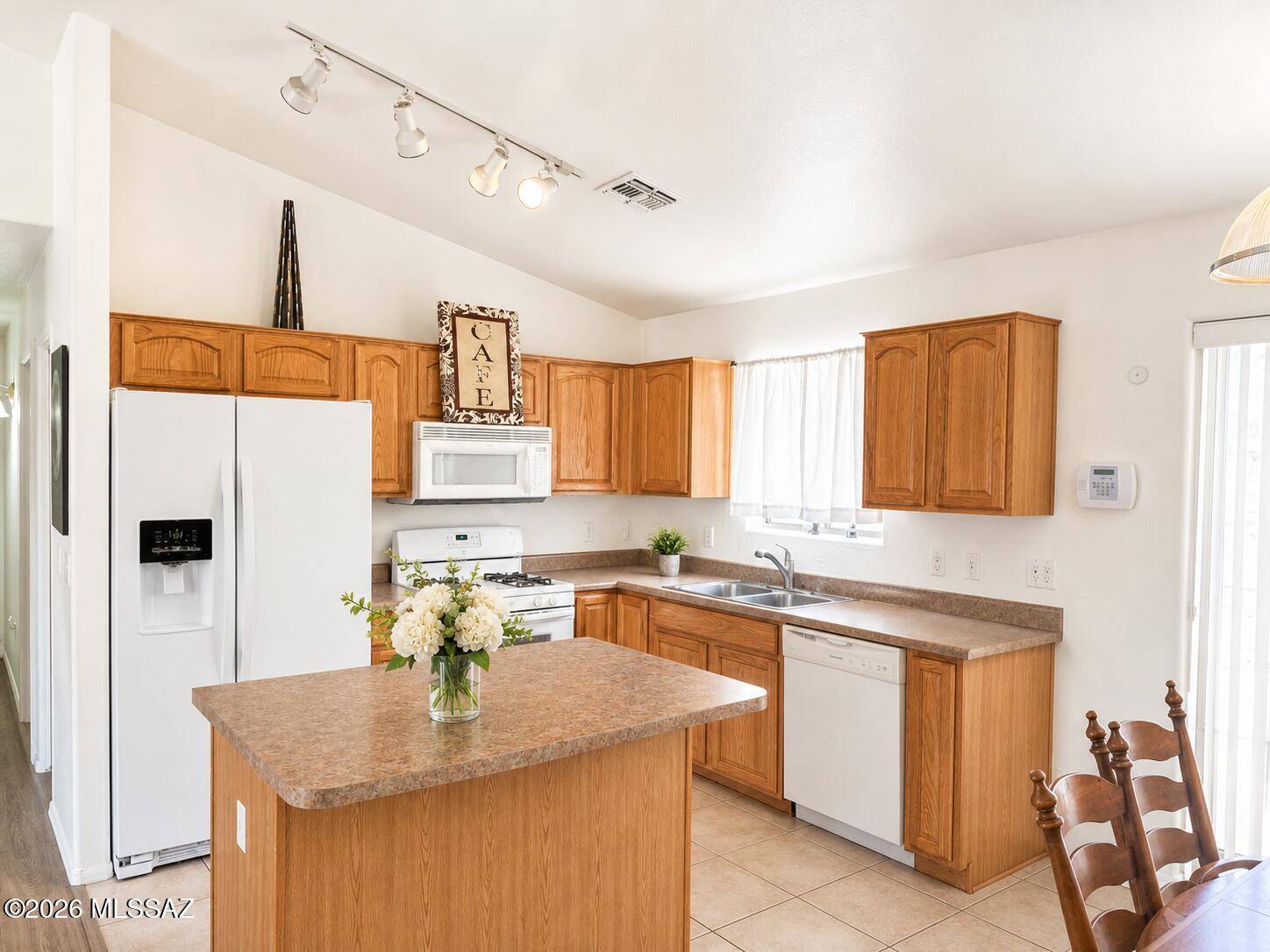 Rancho Del Lago (608-1030) - Residential