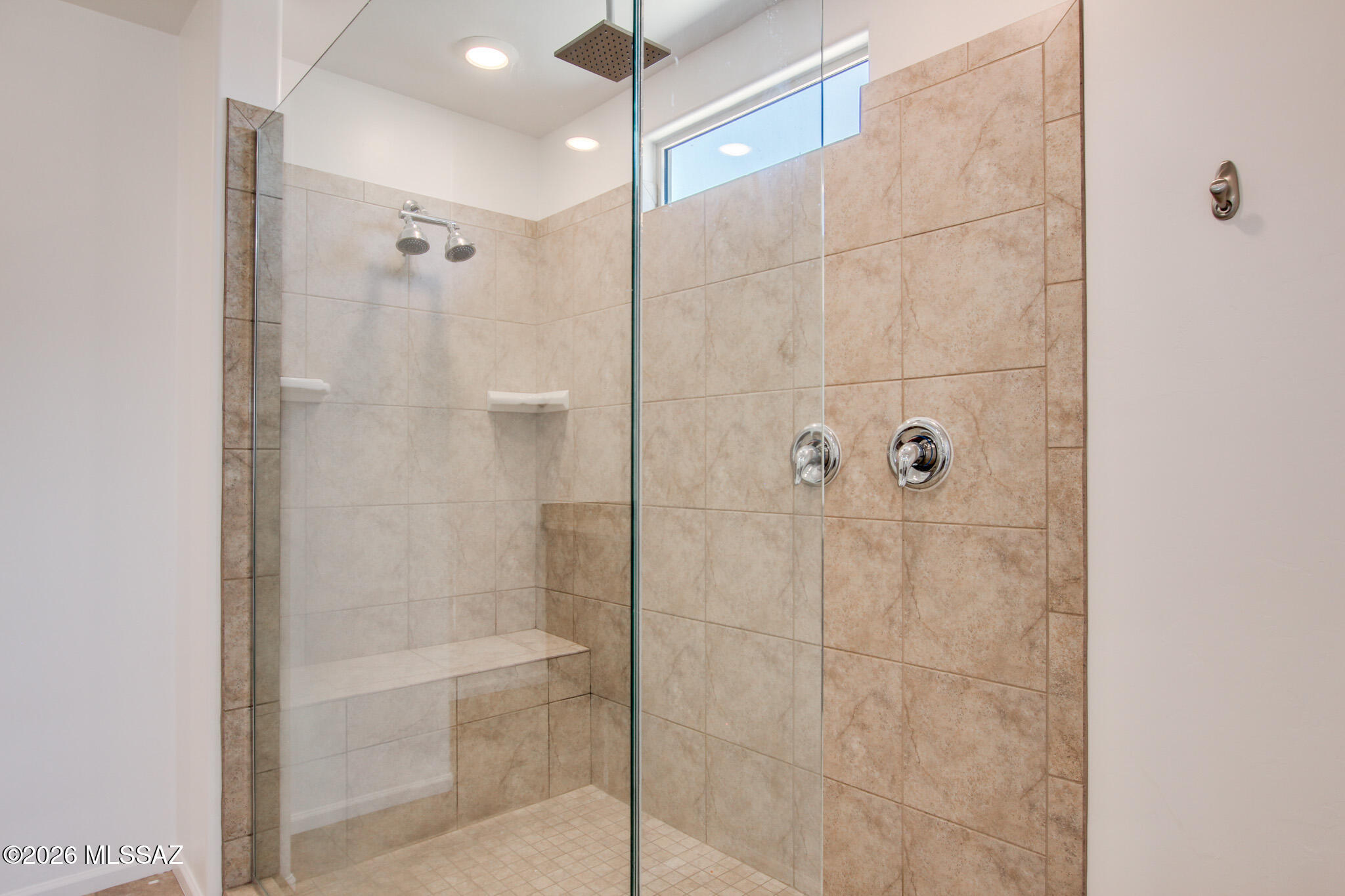 The Vistas At Rincon Knolls SQ20152600506 - Residential