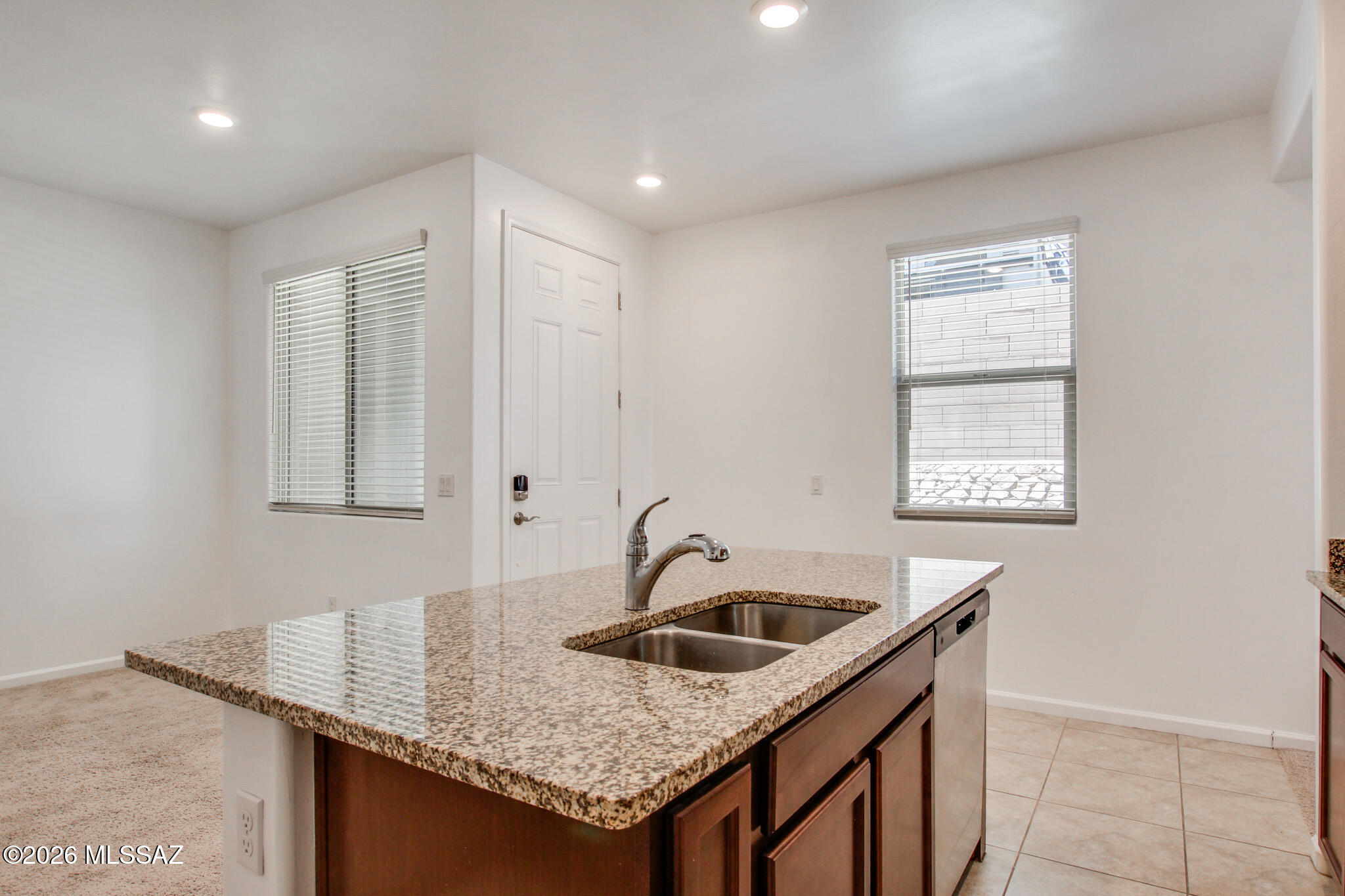 The Vistas At Rincon Knolls SQ20152600506 - Residential