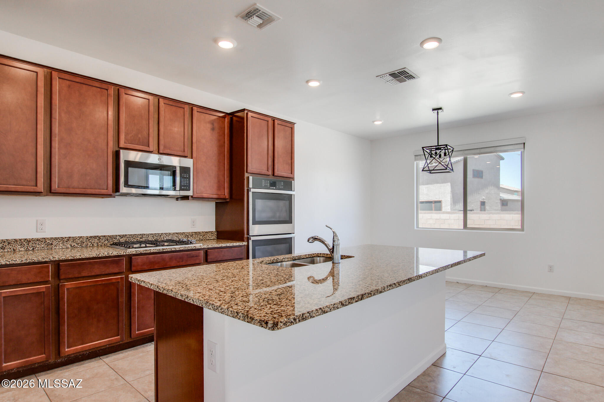 The Vistas At Rincon Knolls SQ20152600506 - Residential