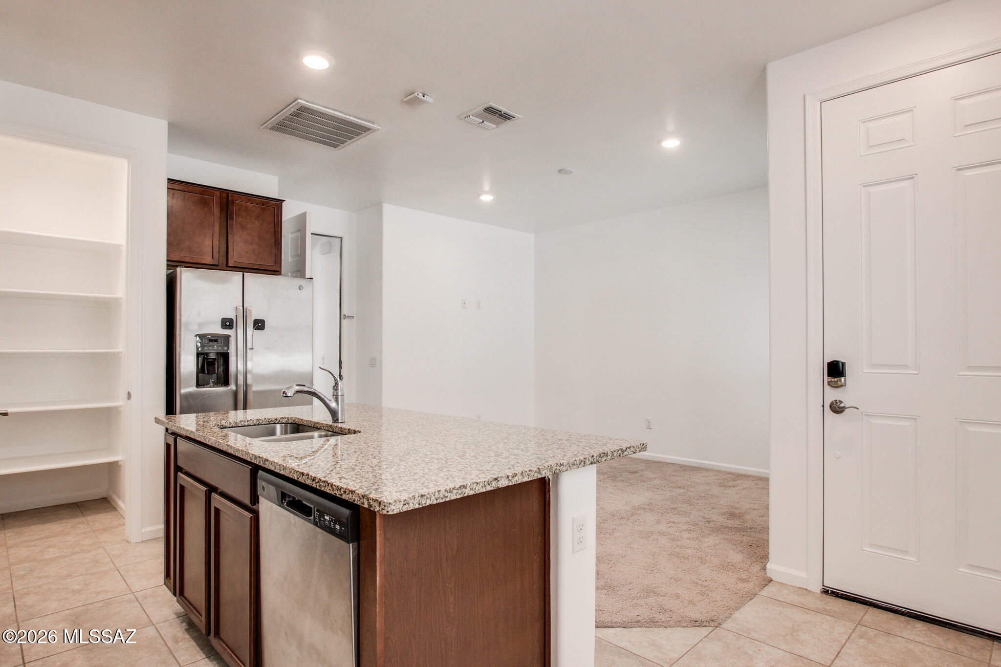 The Vistas At Rincon Knolls SQ20152600506 - Residential