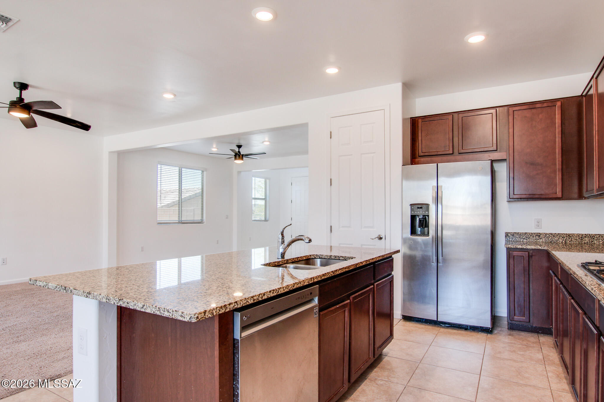 The Vistas At Rincon Knolls SQ20152600506 - Residential