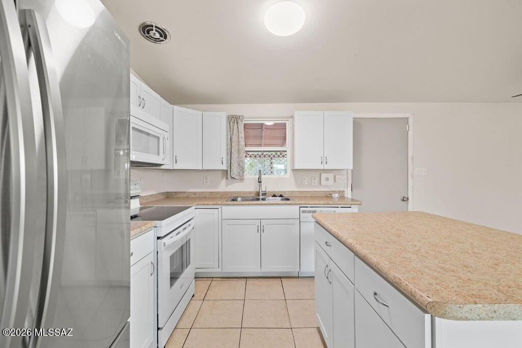Kingston Knolls Terrace - Residential