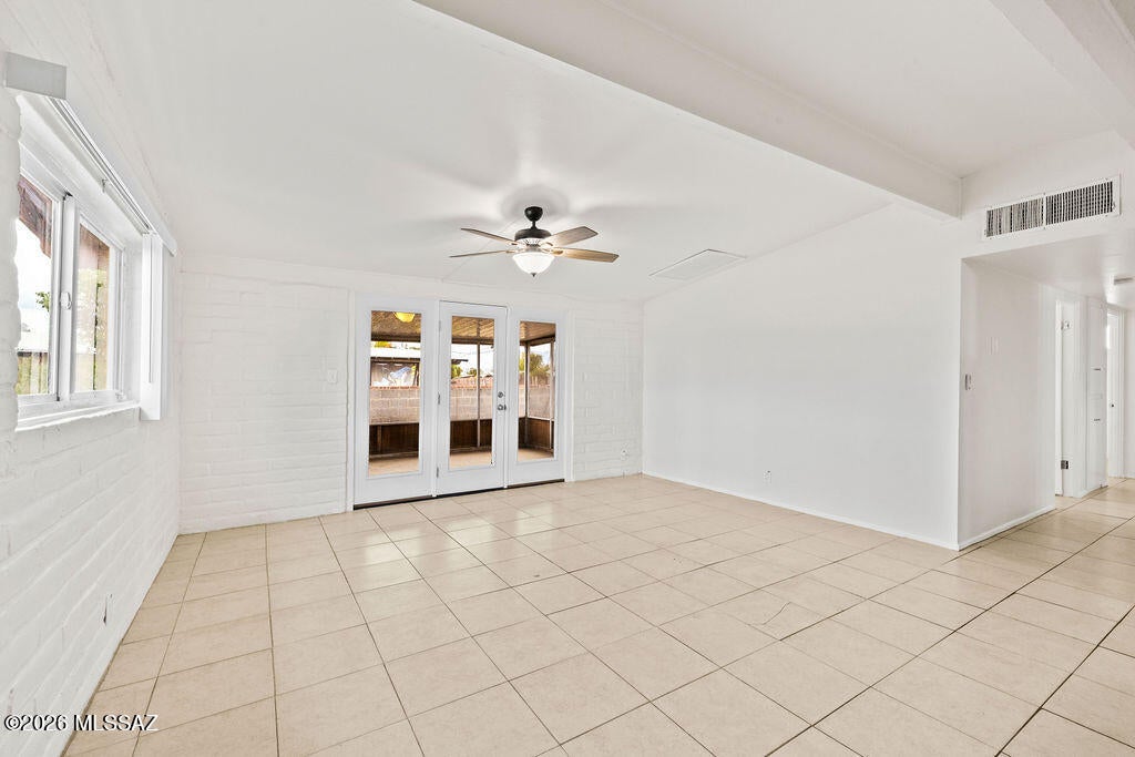 Kingston Knolls Terrace - Residential