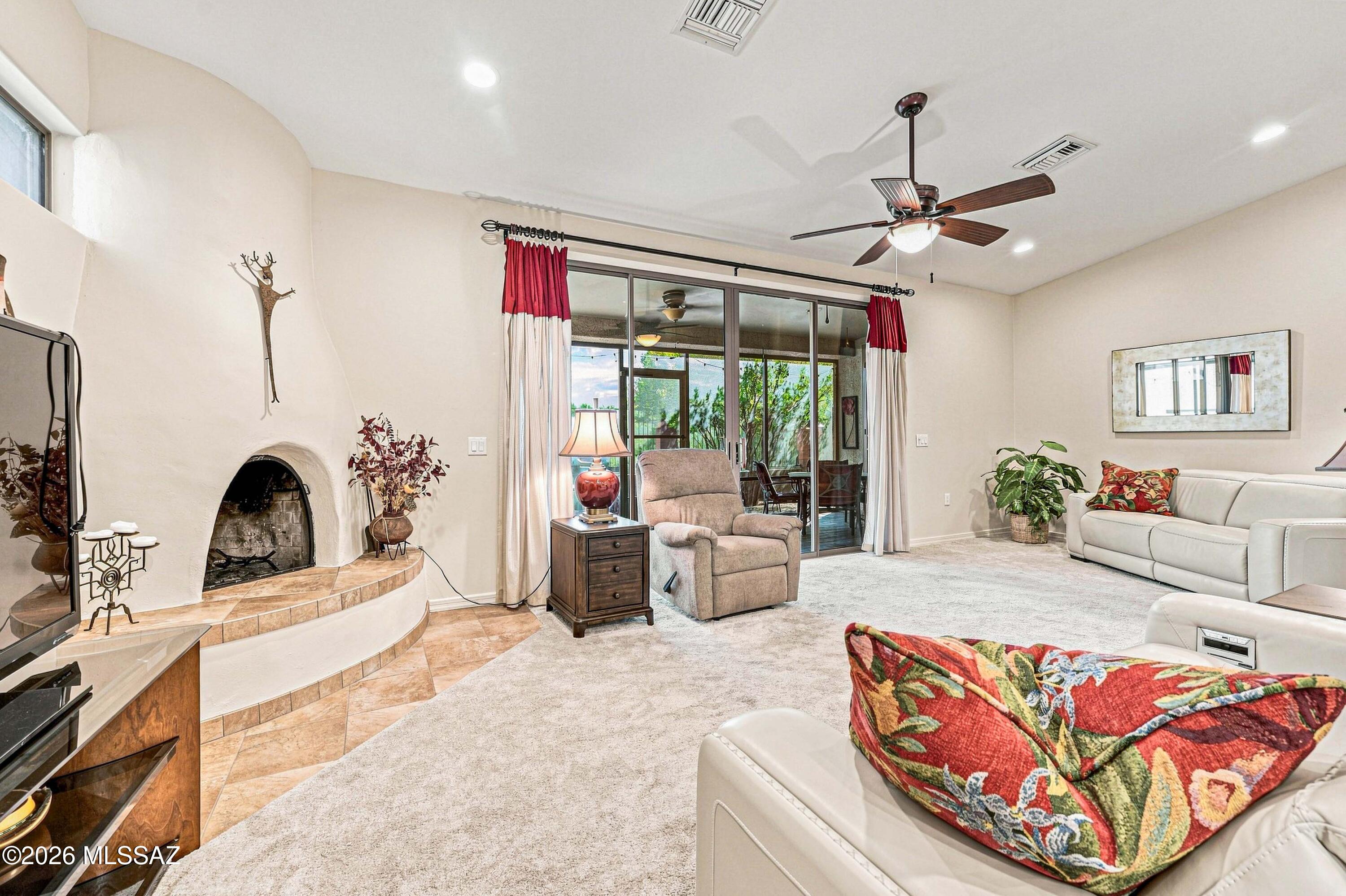 Las Campanas Villiage Phase II (112-219) - Residential