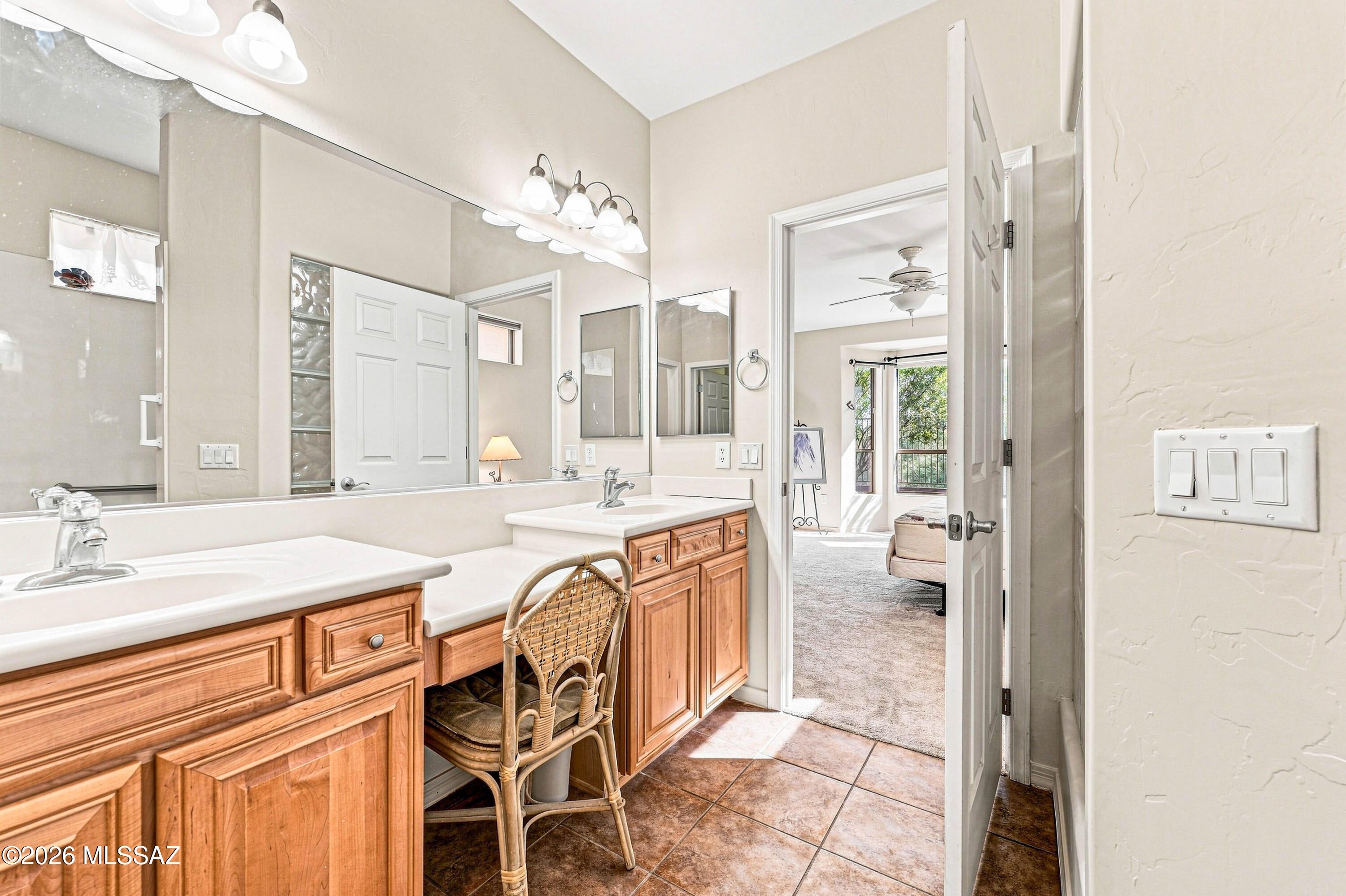 Las Campanas Villiage Phase II (112-219) - Residential